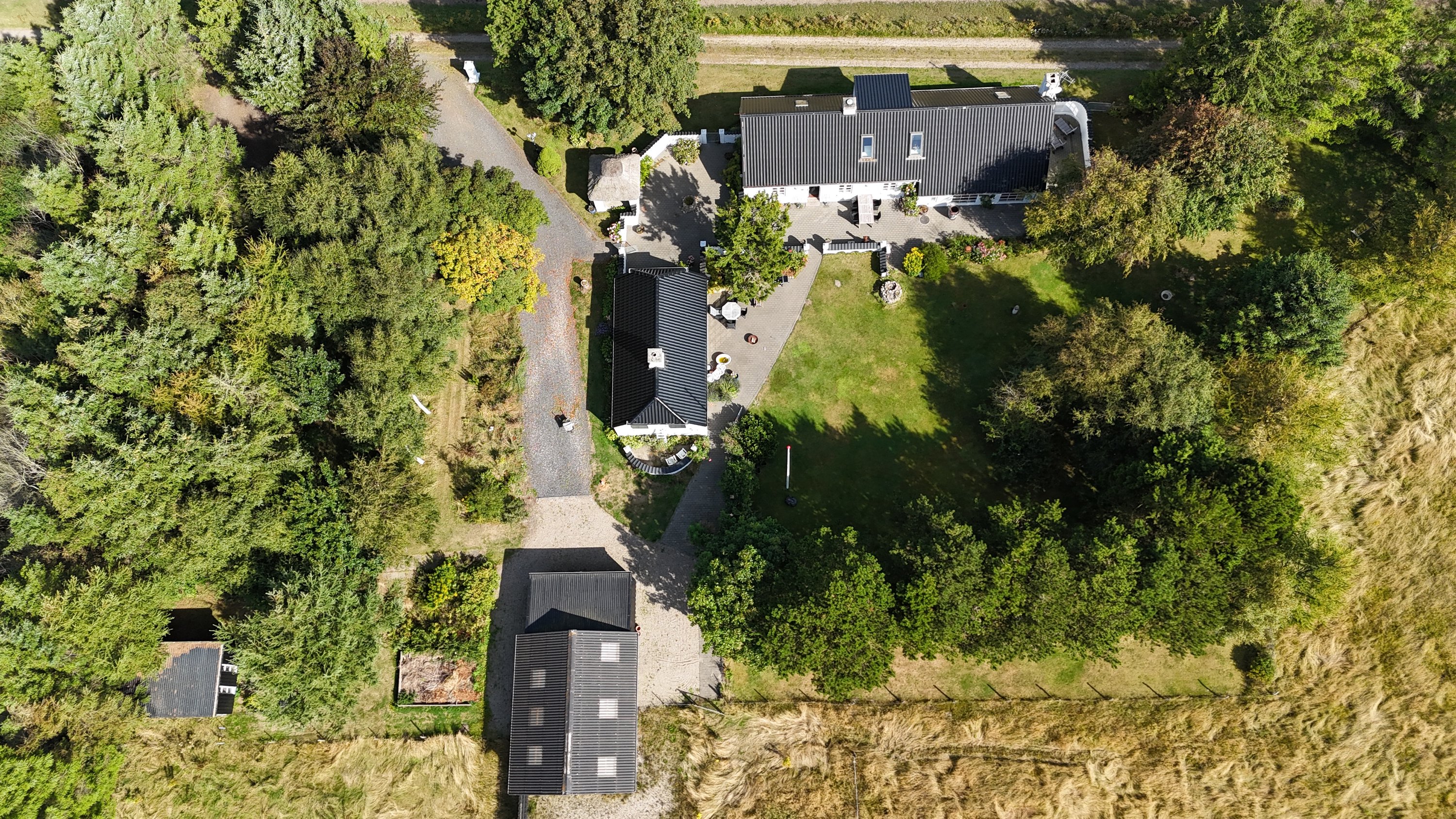 Fremhævet ejendommen billede i fuldskærmstilstand. Billede af Slettestrandvej 28, Hjortdal, 9690 Fjerritslev