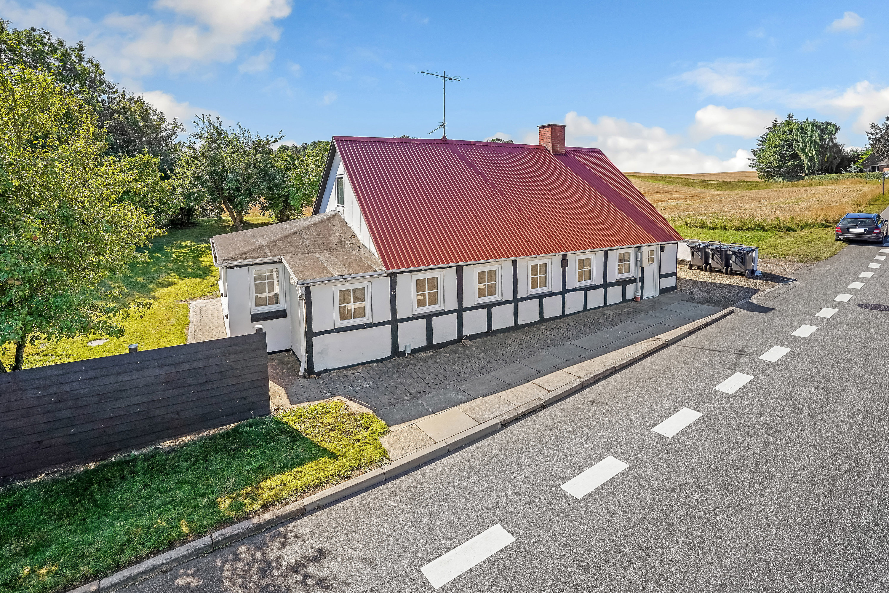 Fremhævet ejendommen billede i fuldskærmstilstand. Billede af Ring Byvej 23, Ring, 8740 Brædstrup