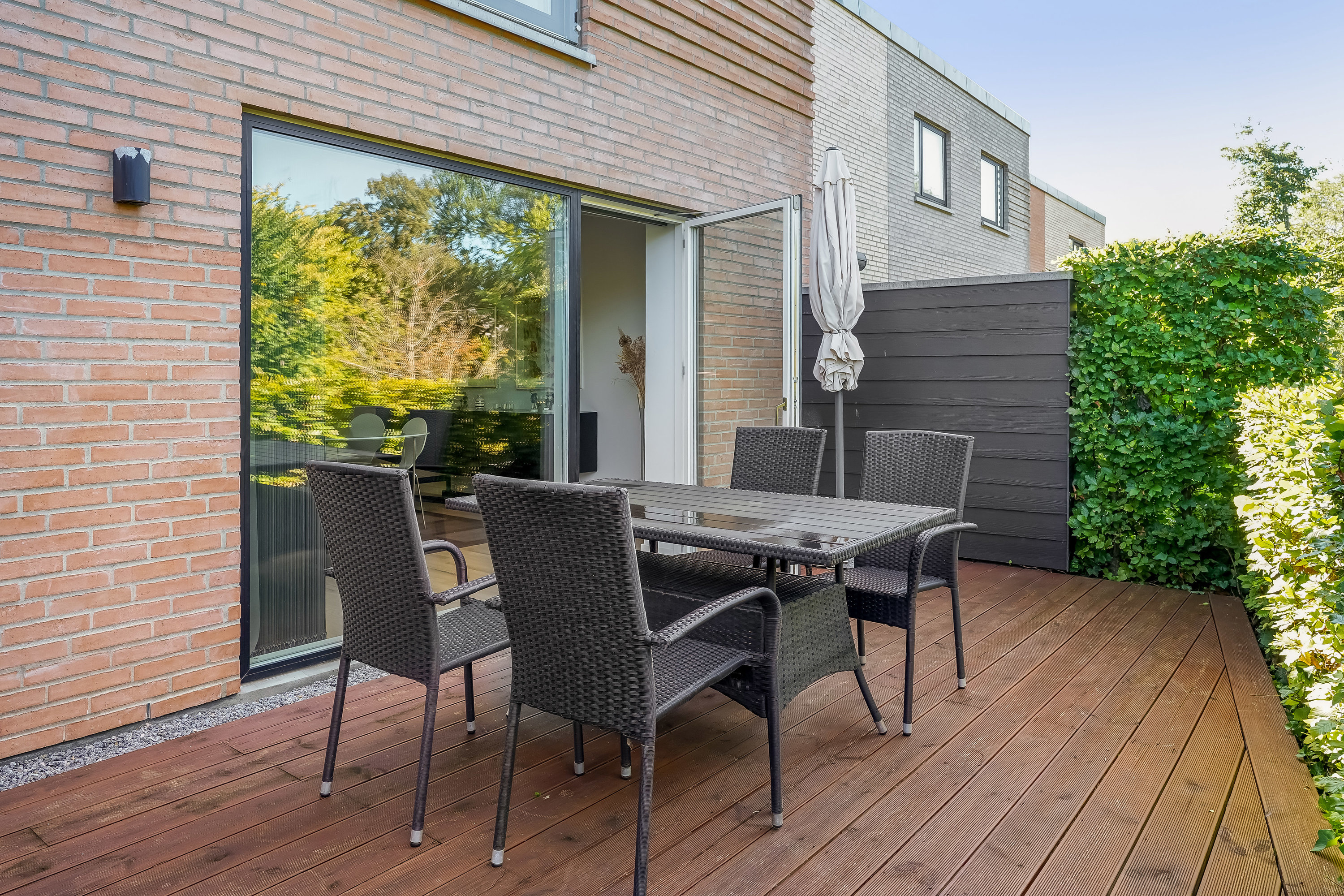 Fremhævet terrasse billede i fuldskærmstilstand. Billede af Guldrankevej 128, 5200 Odense V