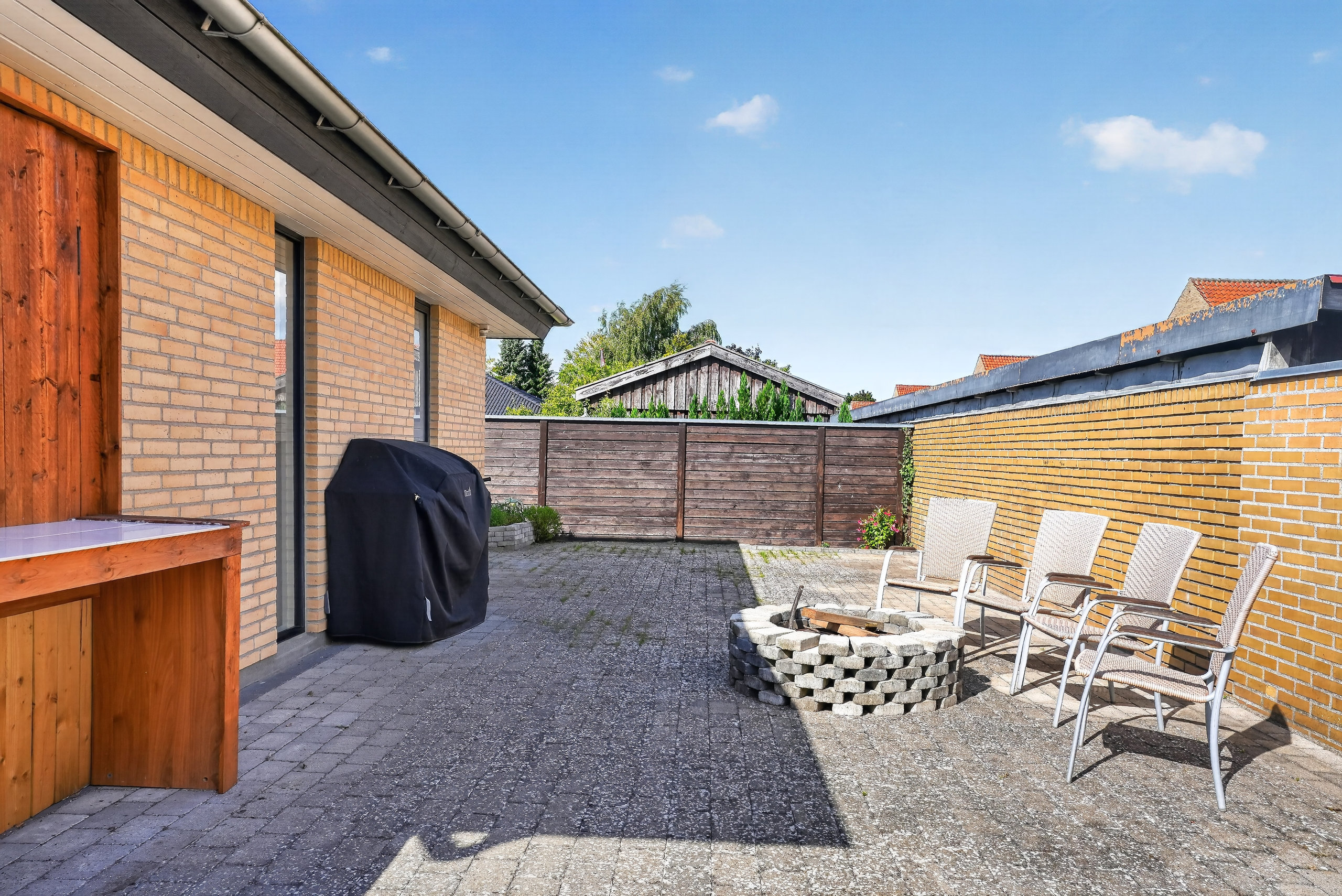 Fremhævet have billede i fuldskærmstilstand. Billede af Udmarken 10, 2860 Søborg