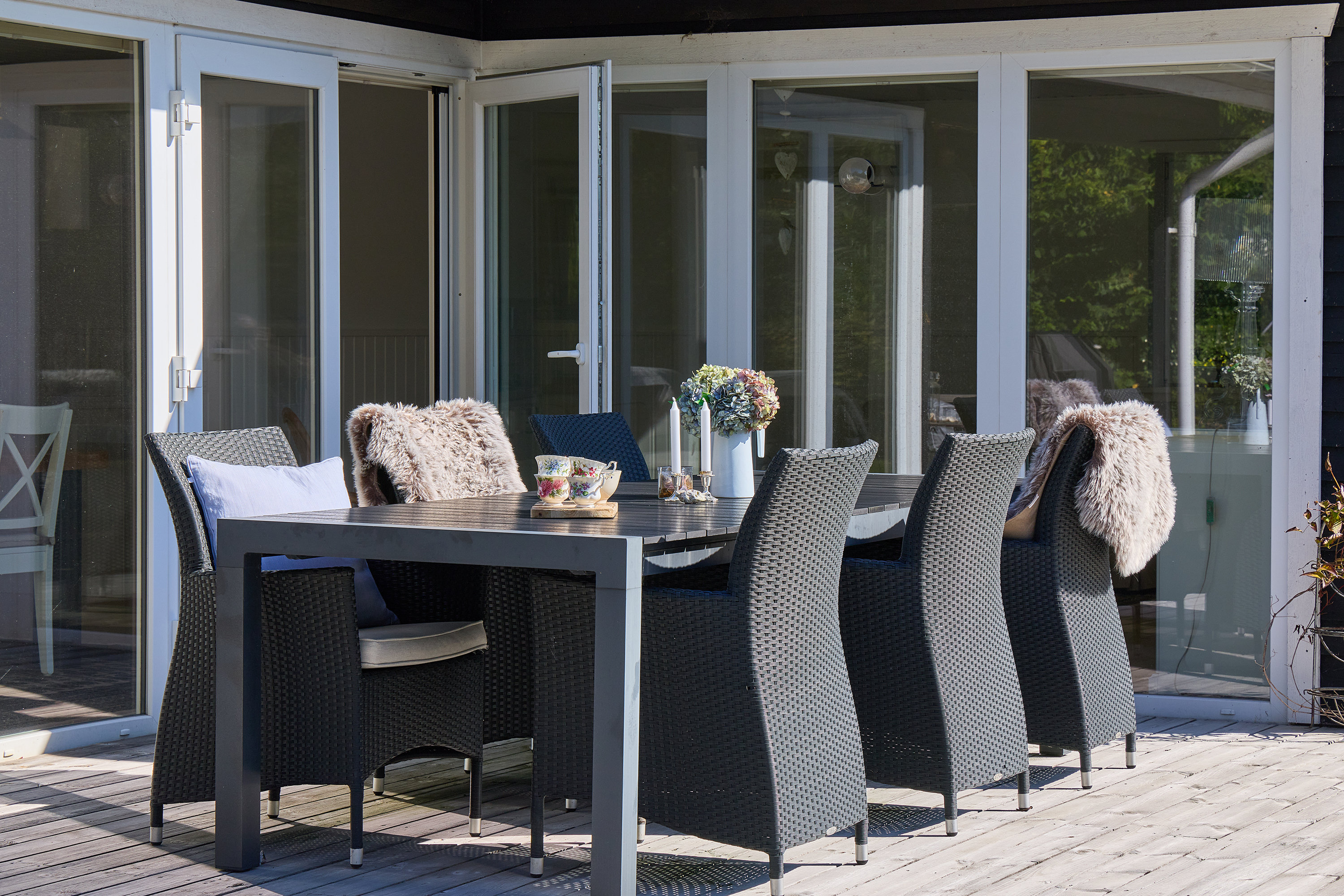 Fremhævet terrasse billede i fuldskærmstilstand. Billede af Skaus-Ager 29, Smidstrup, 3250 Gilleleje