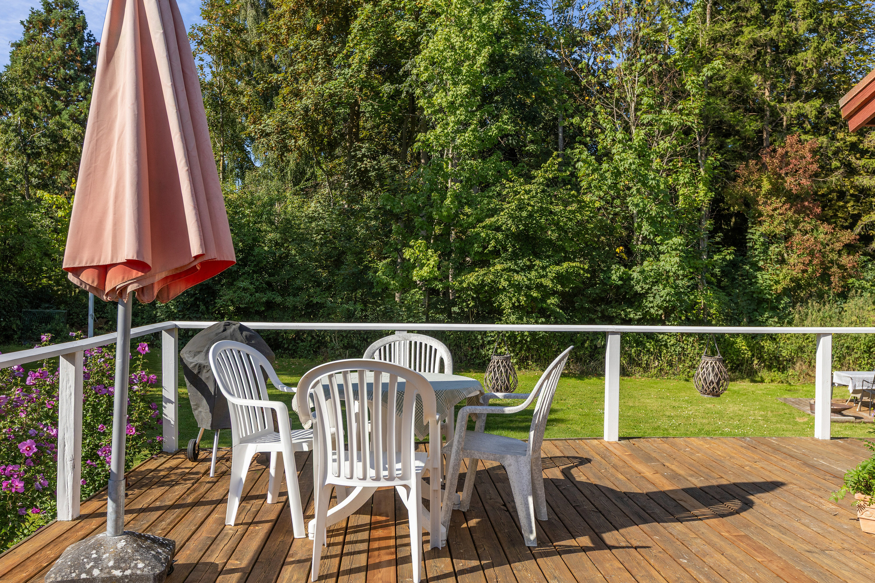 Fremhævet terrasse billede i fuldskærmstilstand. Billede af Møllebakken 66, 4793 Bogø By