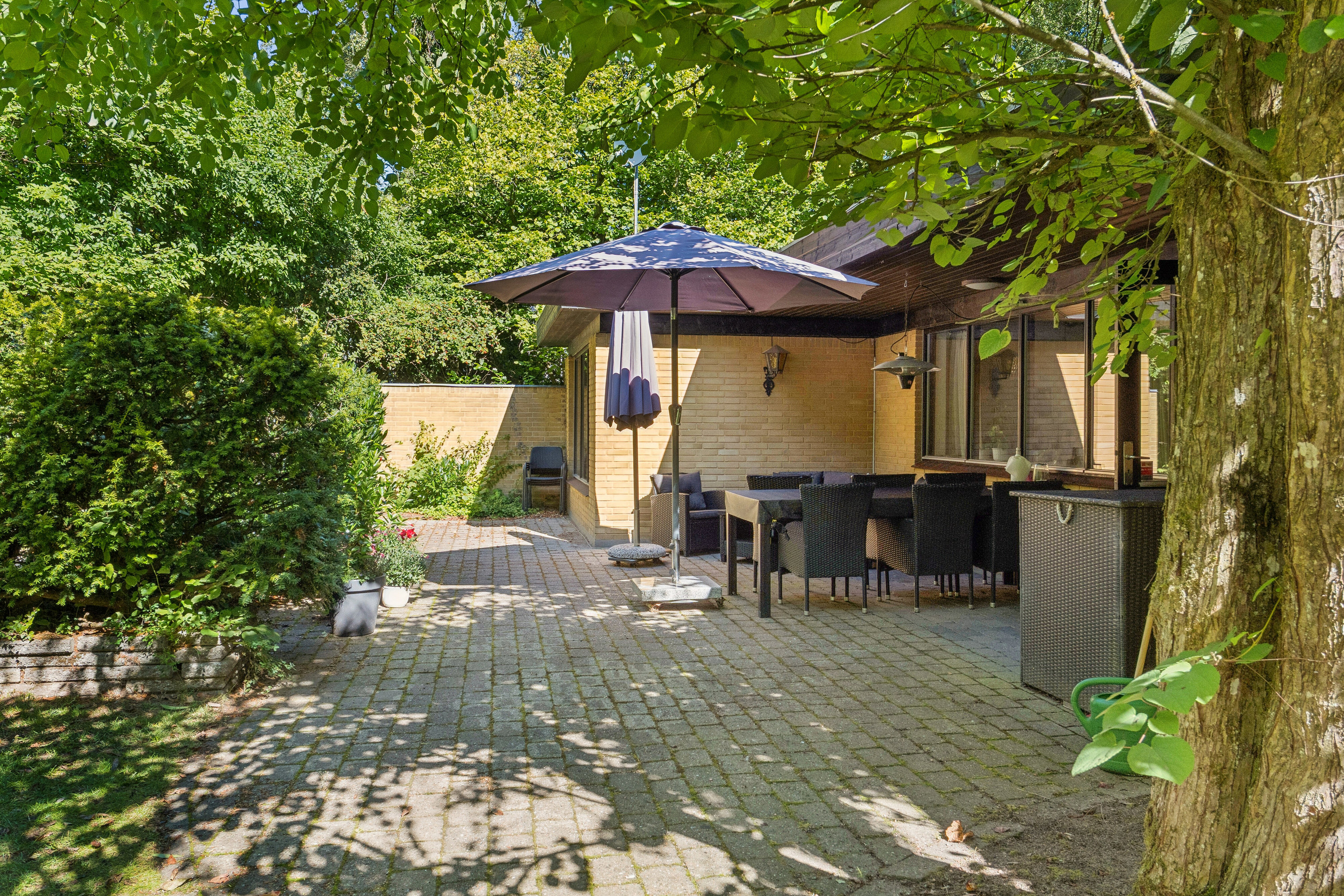 Fremhævet overdækket terrasse billede i fuldskærmstilstand. Billede af Vængevej 21, Kirkeby Sand, 5771 Stenstrup