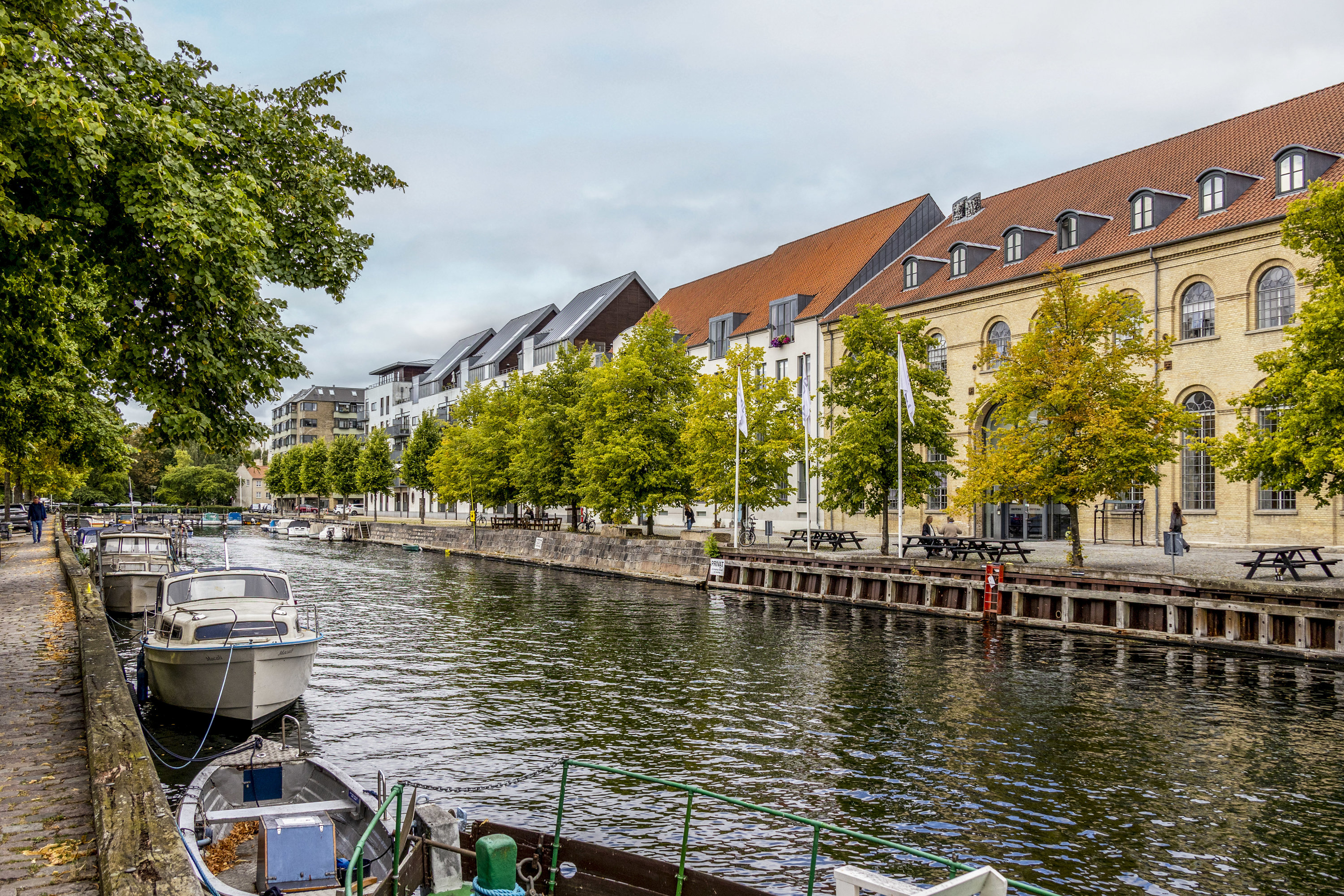 Fremhævet  billede i fuldskærmstilstand. Billede af Overgaden Neden Vandet 5B, 3. tv., 1414 København K