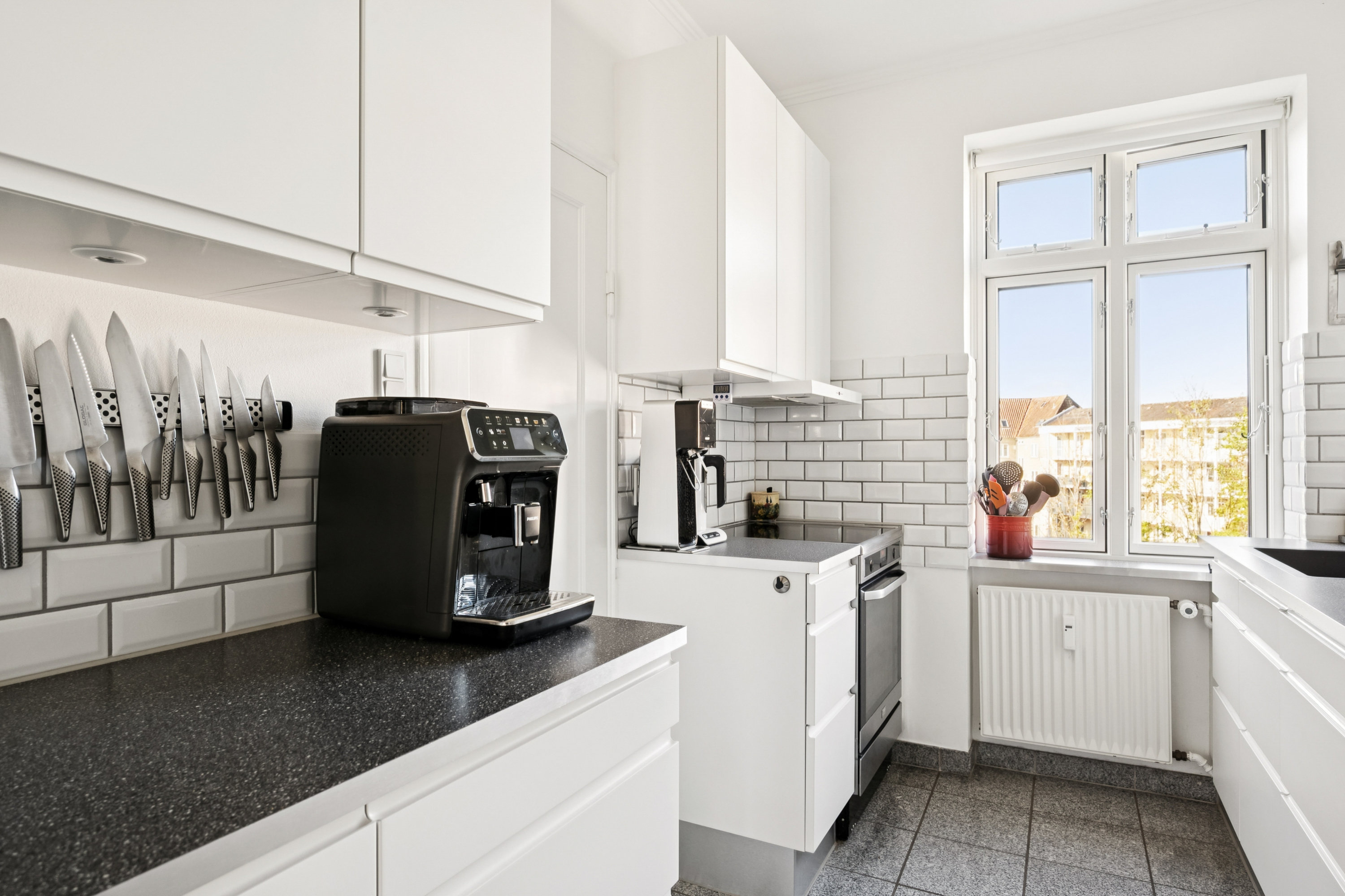 Fremhævet køkken billede i fuldskærmstilstand. Billede af Søndre Ringgade 35, 4. th., 8000 Aarhus C