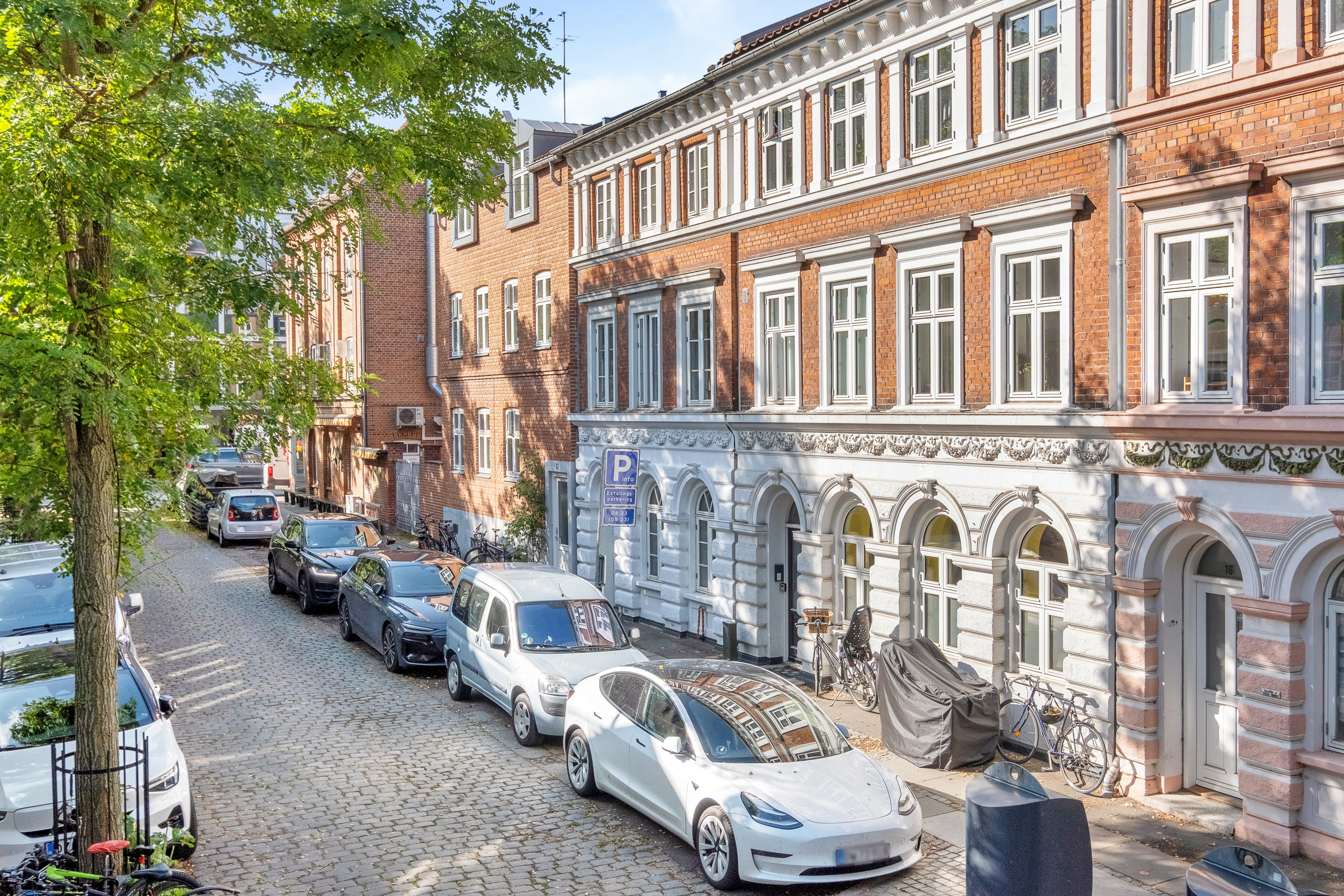 Fremhævet facade billede i fuldskærmstilstand. Billede af Helgolandsgade 20, 1., 8000 Aarhus C