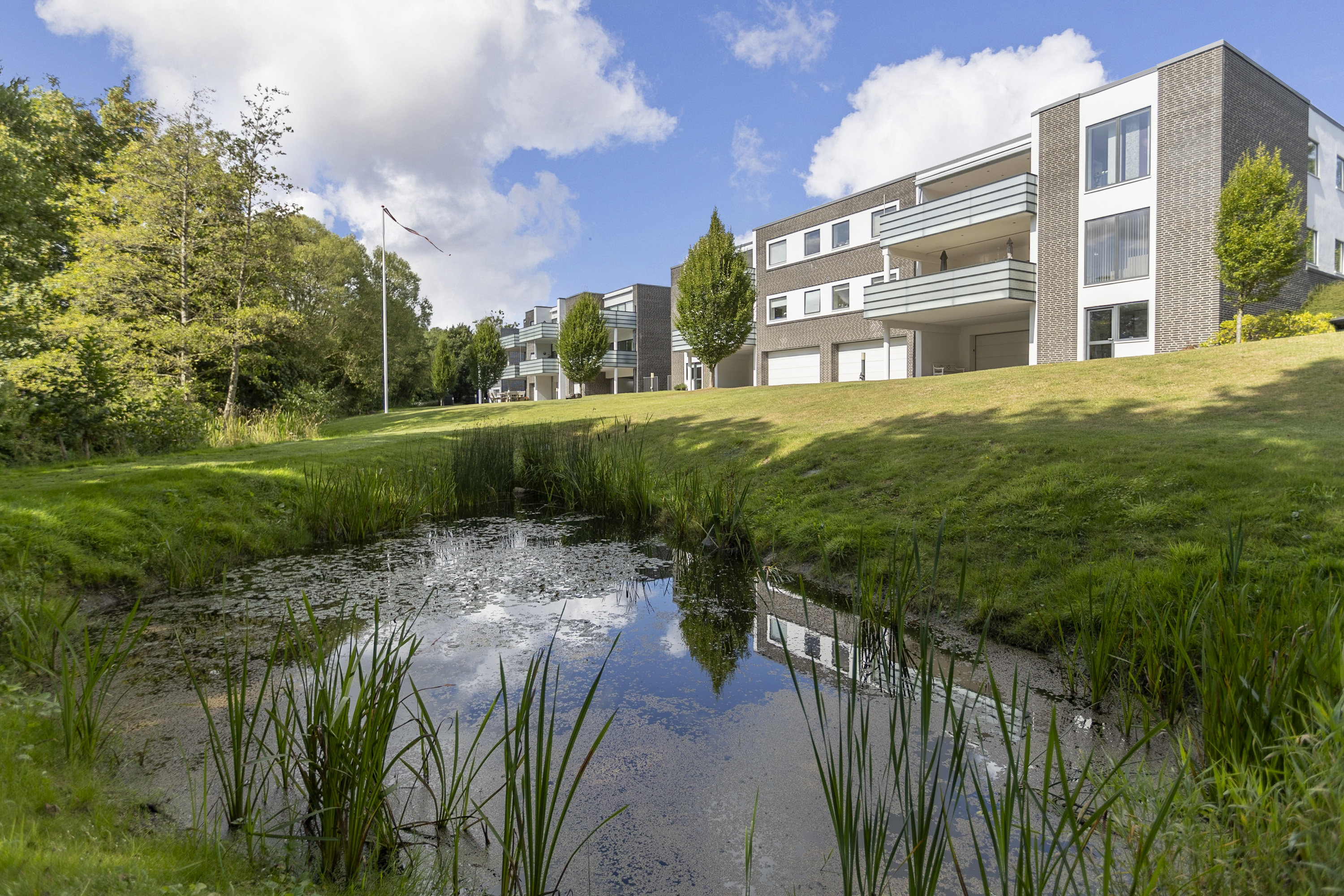 Fremhævet område billede i fuldskærmstilstand. Billede af Skovparken 46, st. th., 6200 Aabenraa