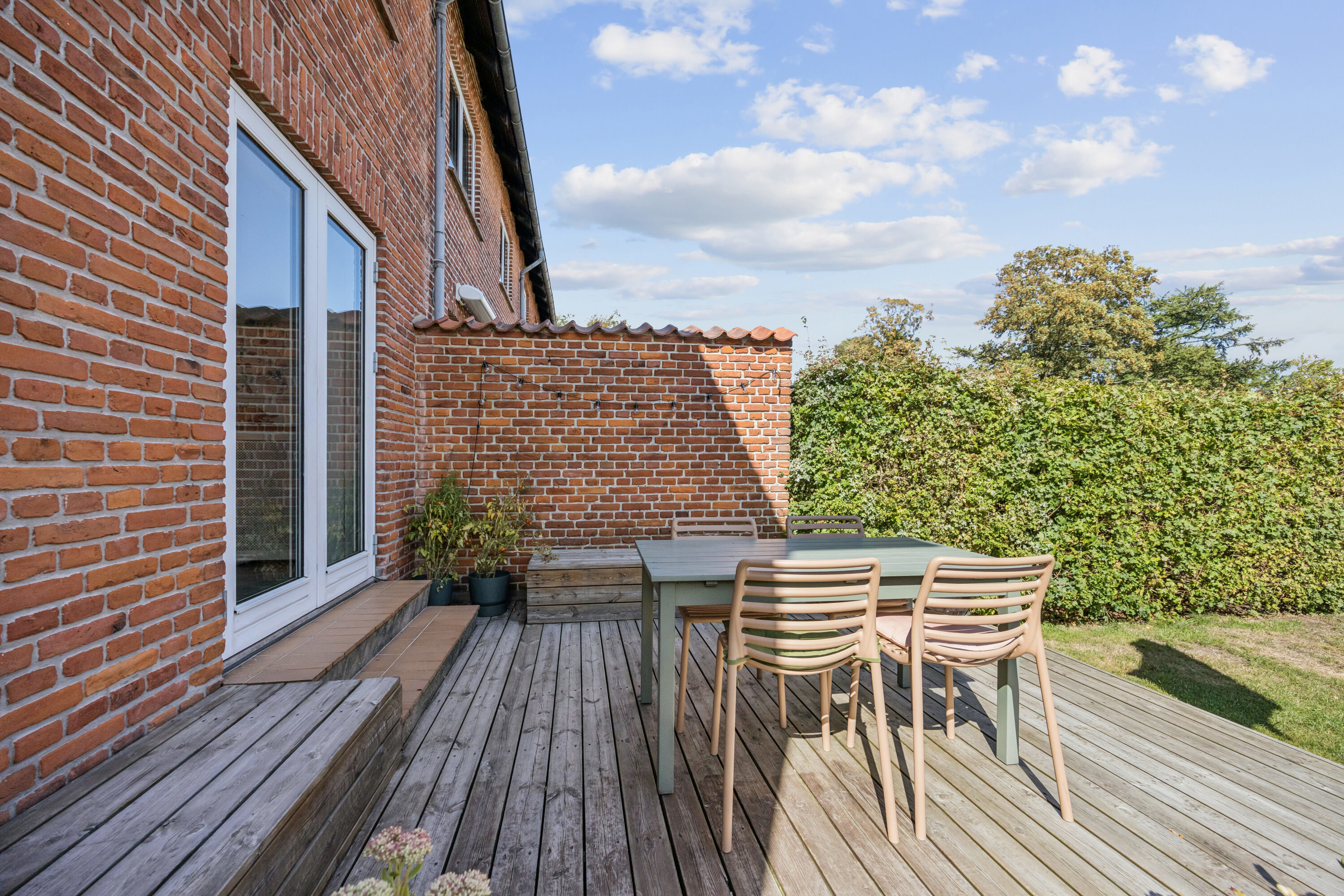 Fremhævet terrasse billede i fuldskærmstilstand. Billede af Solbyen 2, 9000 Aalborg