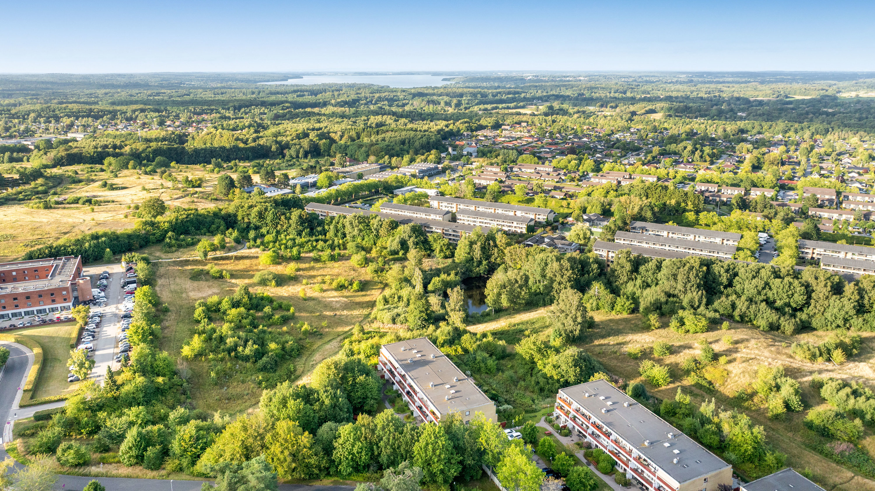 Fremhævet luftfoto billede i fuldskærmstilstand. Billede af Ved Egedam 3, 2. 23., 3400 Hillerød
