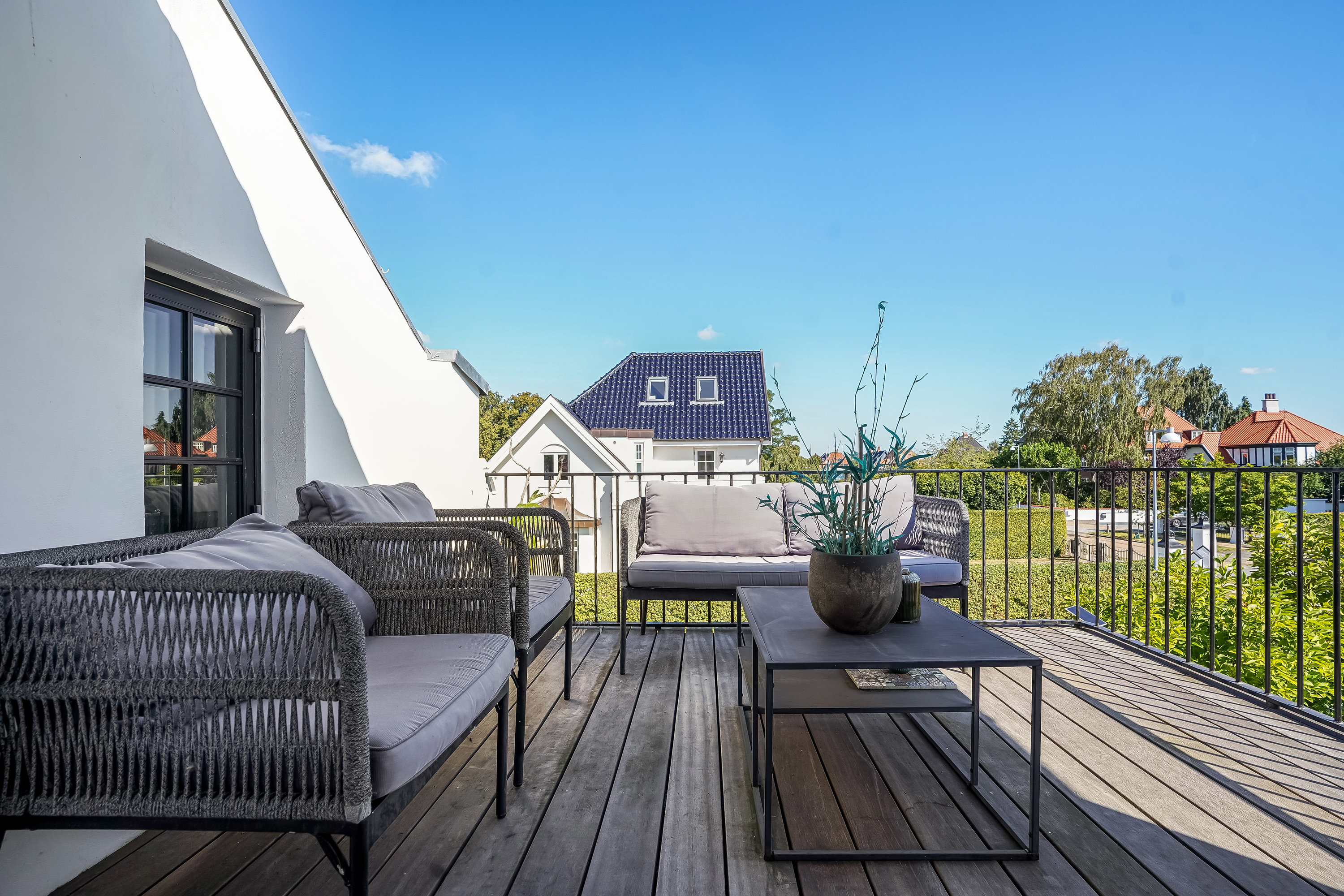 Fremhævet terrasse billede i fuldskærmstilstand. Billede af Langelinie 53, 5230 Odense M