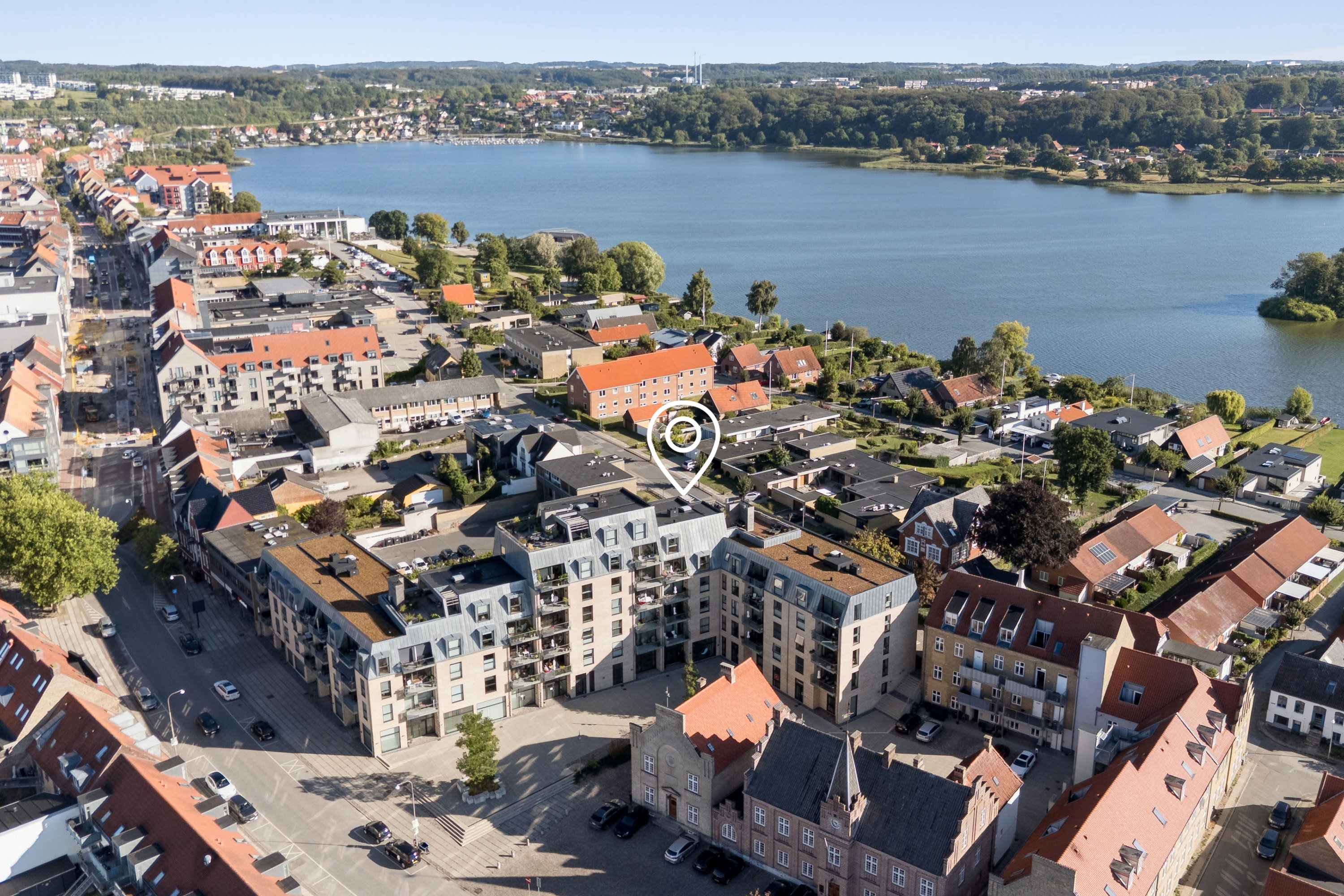 Fremhævet luftfoto billede i fuldskærmstilstand. Billede af Adelgade 44A, 4. mf., 8660 Skanderborg