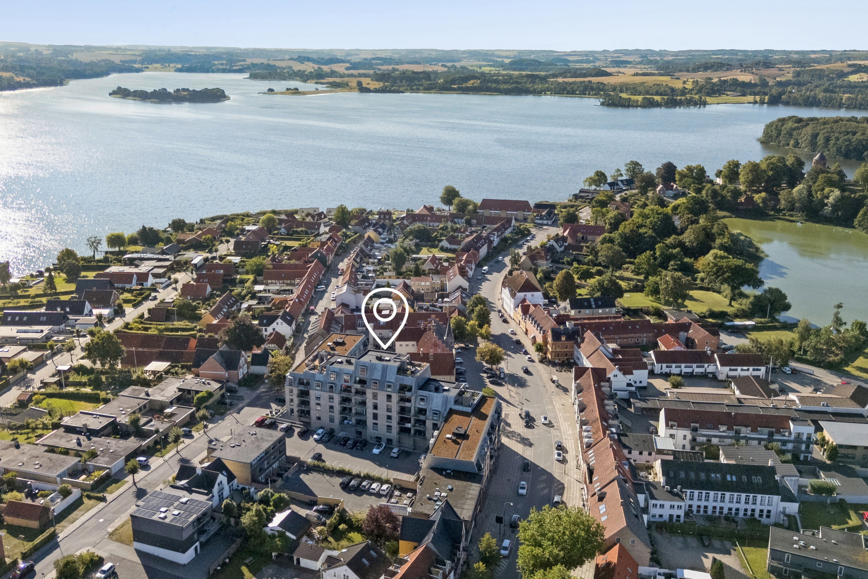 Fremhævet luftfoto billede i fuldskærmstilstand. Billede af Adelgade 44A, 4. mf., 8660 Skanderborg
