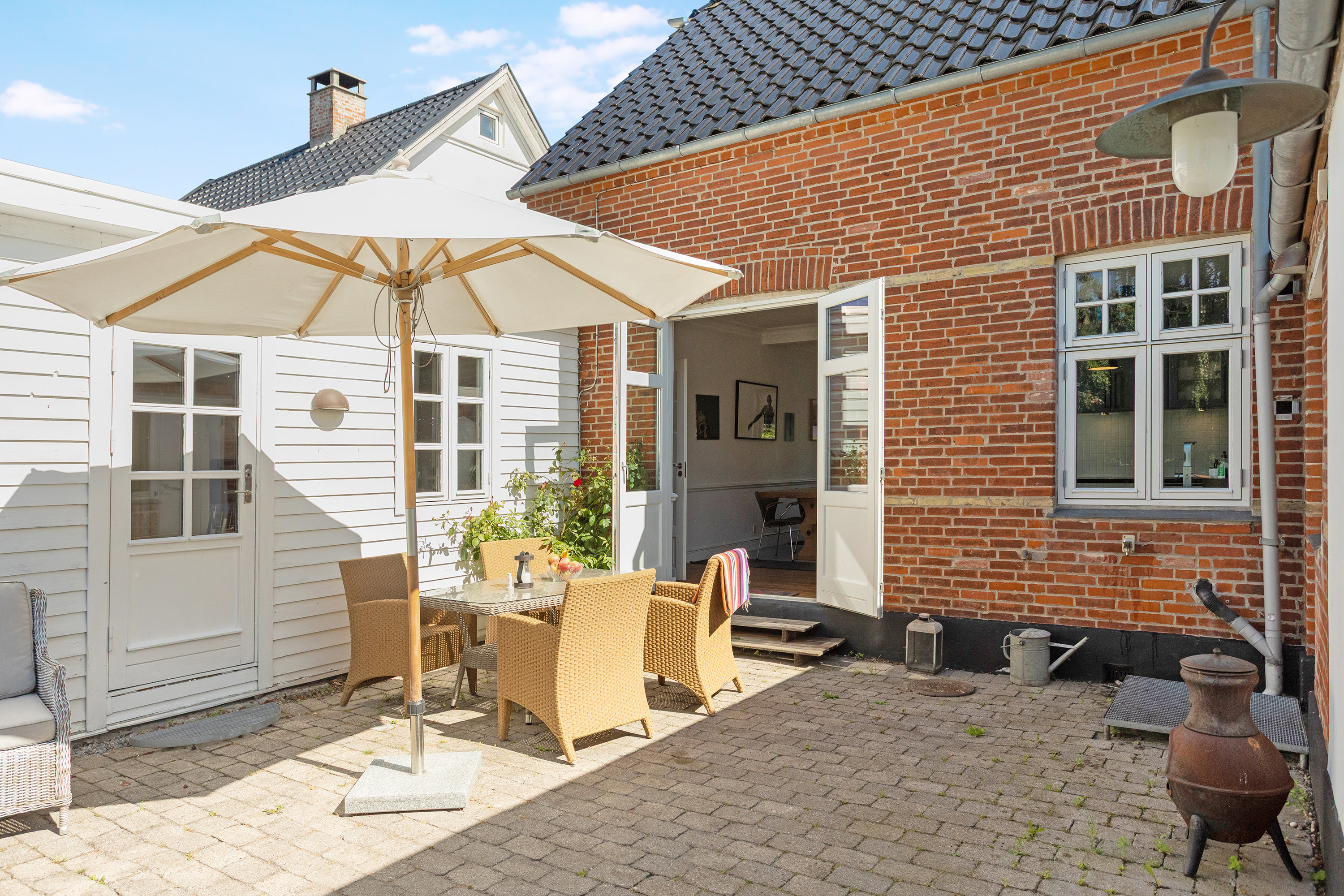 Fremhævet terrasse billede i fuldskærmstilstand. Billede af Pyrus Alle 19, 2770 Kastrup
