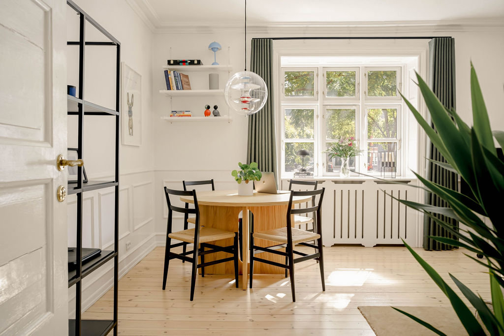 Fremhævet  billede i fuldskærmstilstand. Billede af H.V. Nyholms Vej 13, st. tv., 2000 Frederiksberg