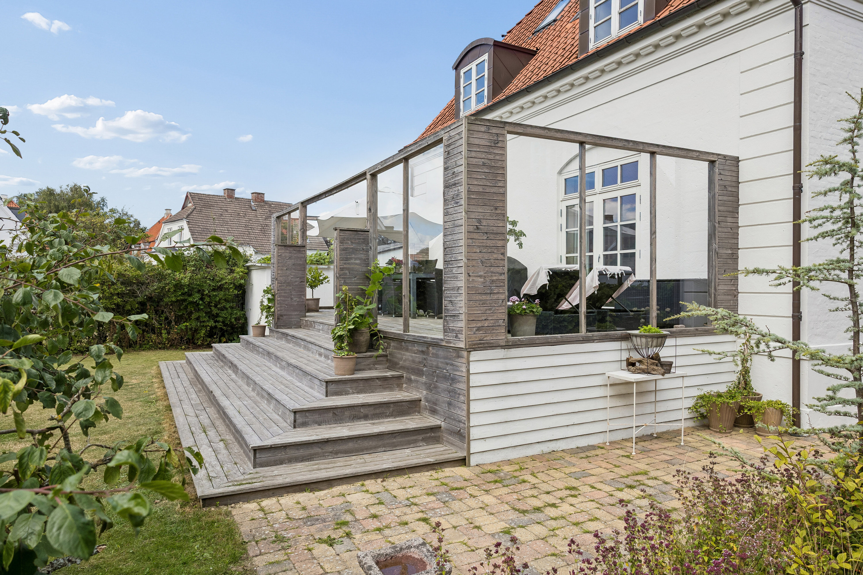 Fremhævet terrasse billede i fuldskærmstilstand. Billede af Fredensvej 4, 9800 Hjørring