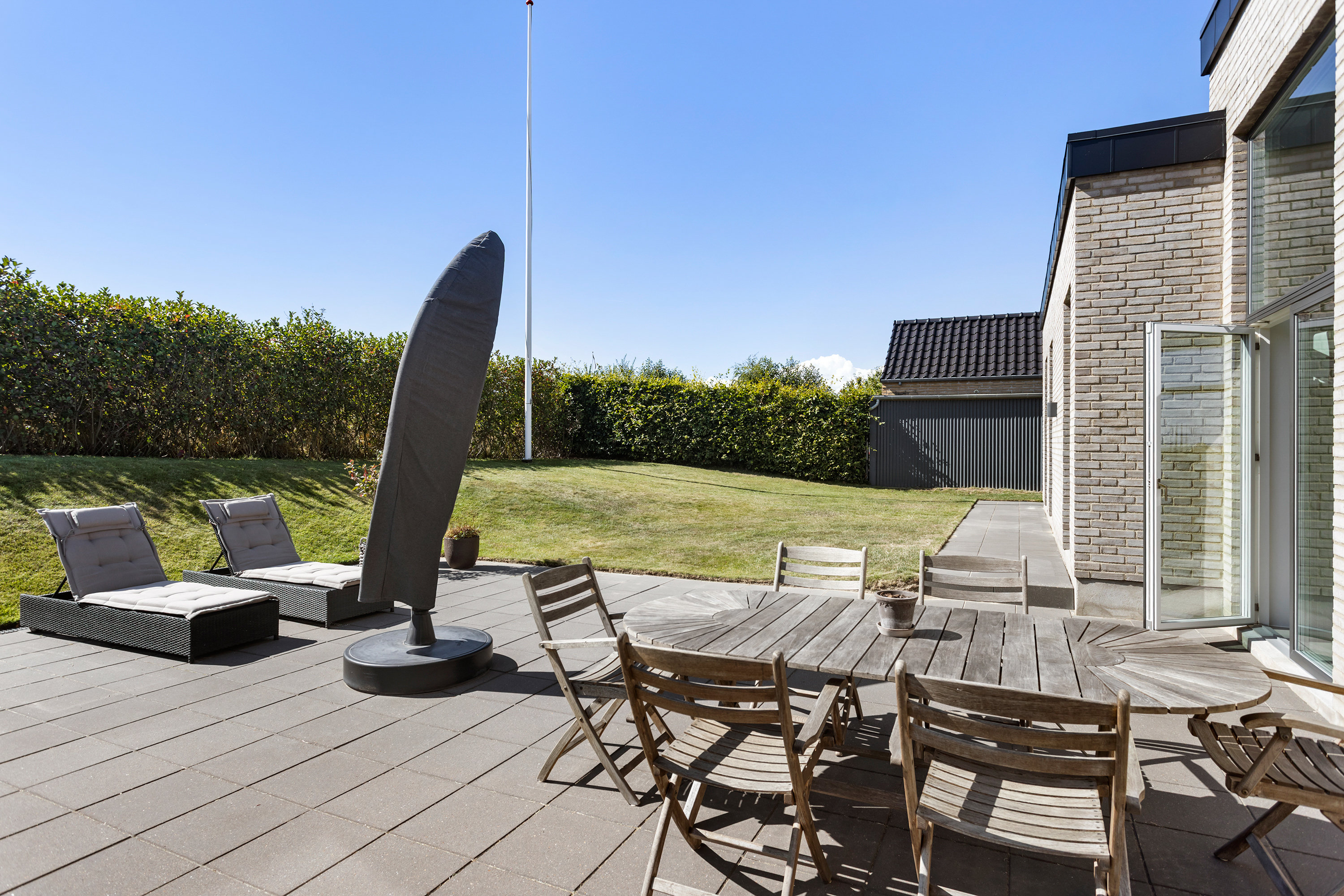 Fremhævet terrasse billede i fuldskærmstilstand. Billede af Vesteråsene 24, 9900 Frederikshavn