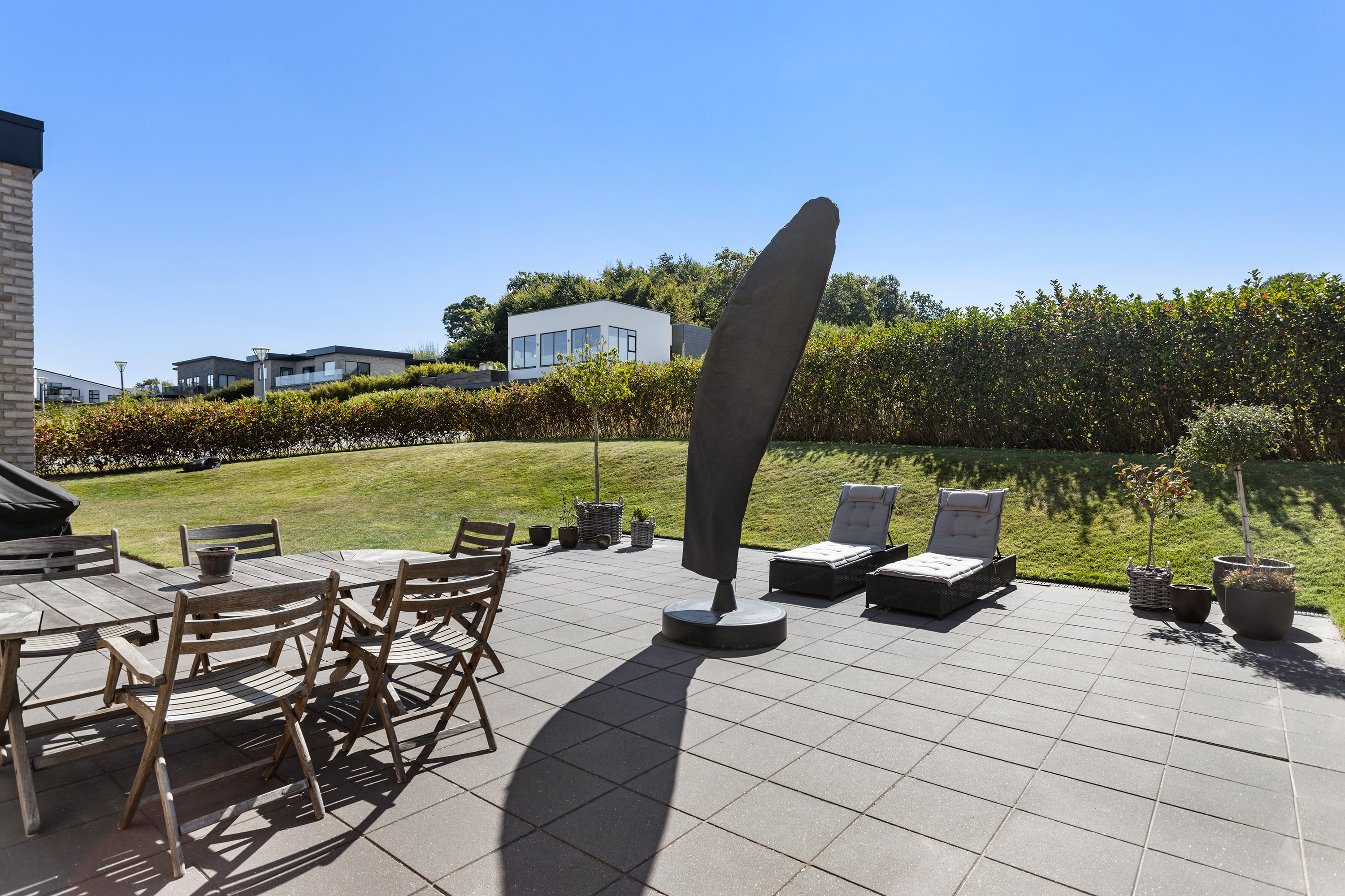 Fremhævet terrasse billede i fuldskærmstilstand. Billede af Vesteråsene 24, 9900 Frederikshavn