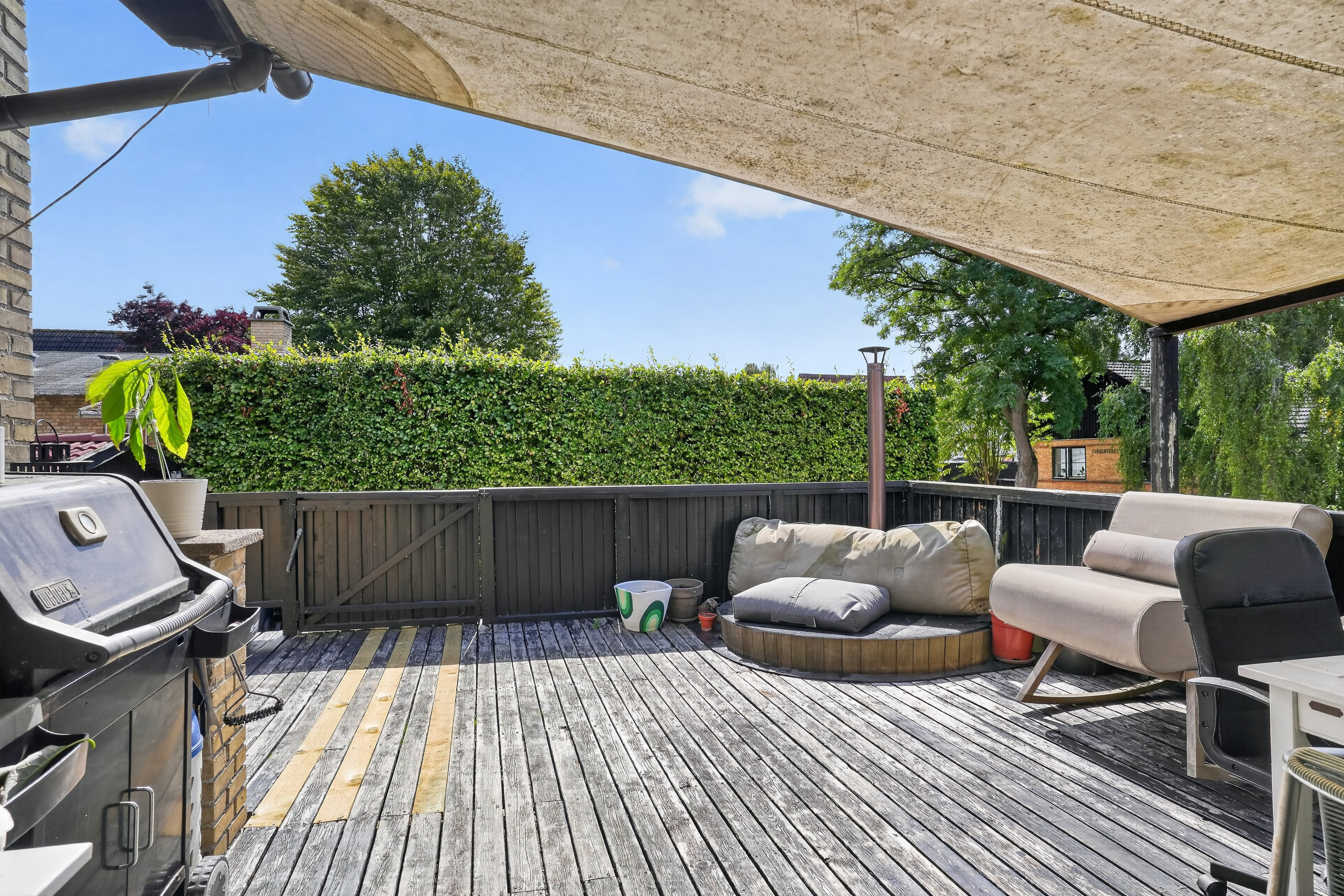 Fremhævet terrasse billede i fuldskærmstilstand. Billede af Tudskærvej 24, 2720 Vanløse