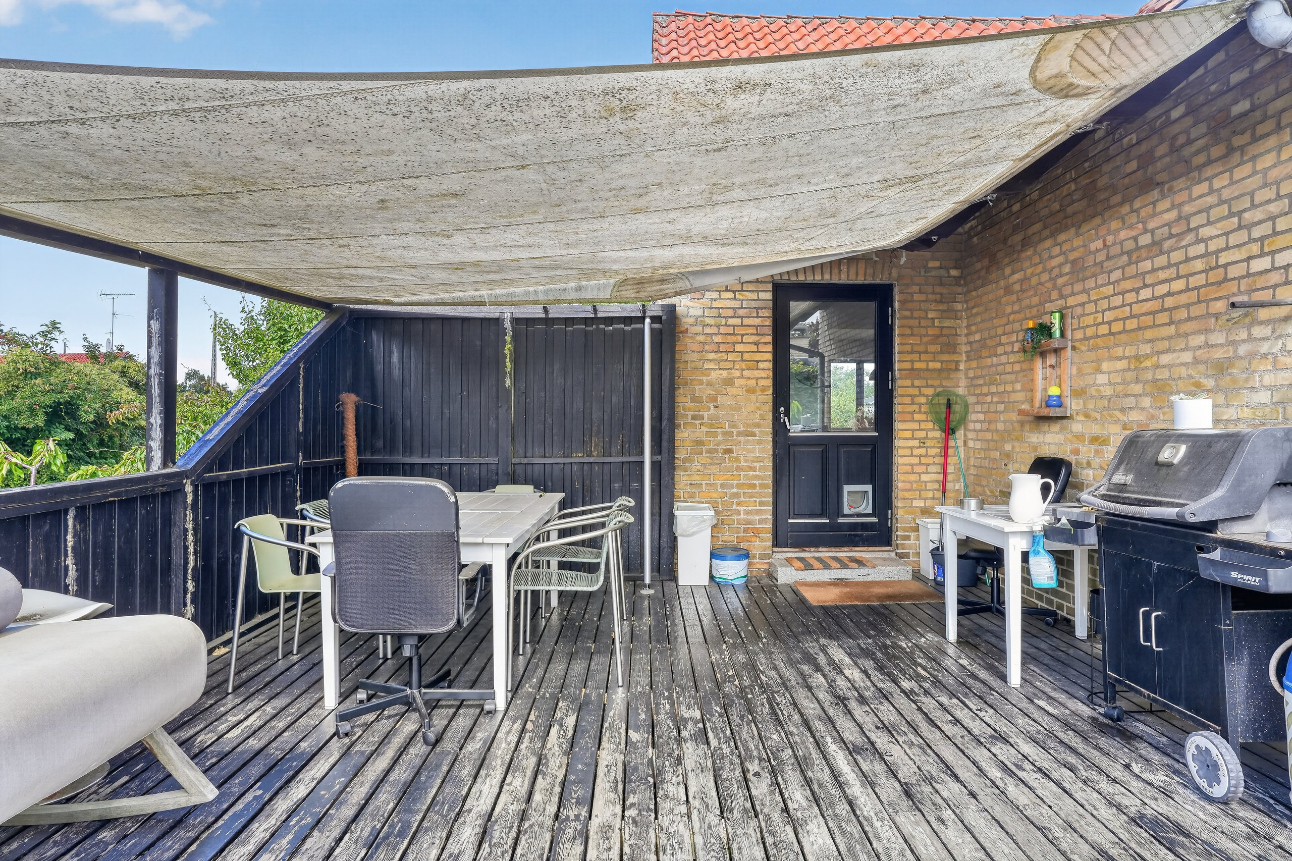 Fremhævet terrasse billede i fuldskærmstilstand. Billede af Tudskærvej 24, 2720 Vanløse