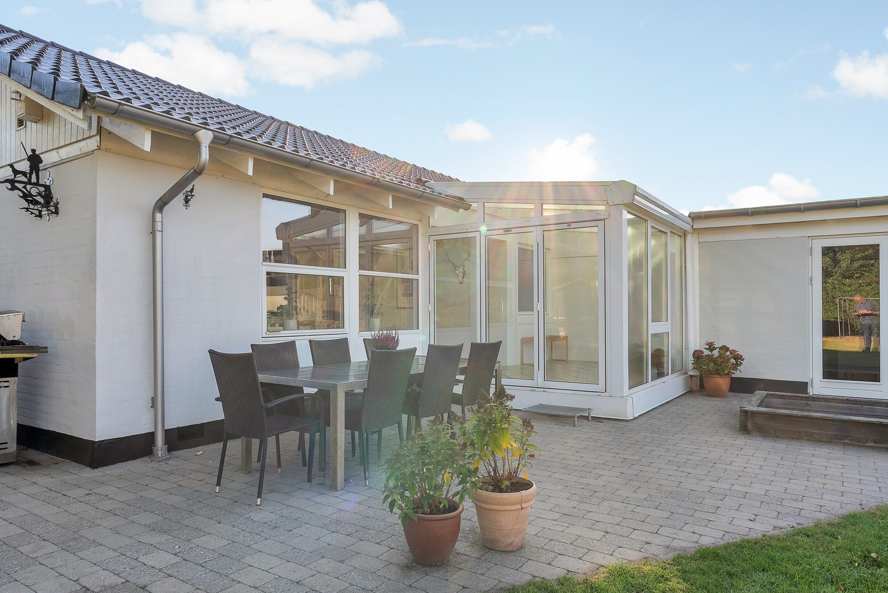 Fremhævet terrasse billede i fuldskærmstilstand. Billede af Havtornvænget 3, Korup, 5210 Odense NV
