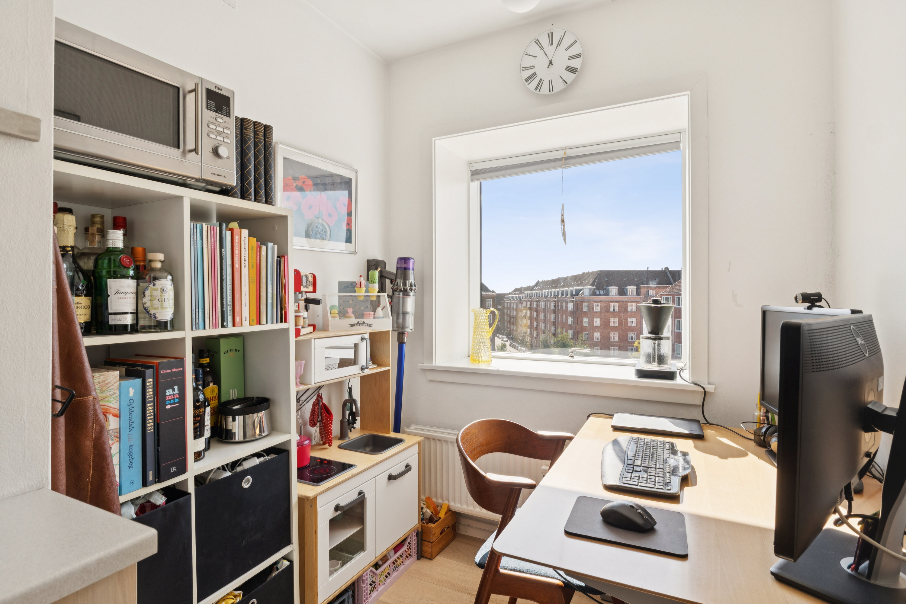 Fremhævet værelse billede i fuldskærmstilstand. Billede af Jagtvej 213, 5. 1., 2100 København Ø