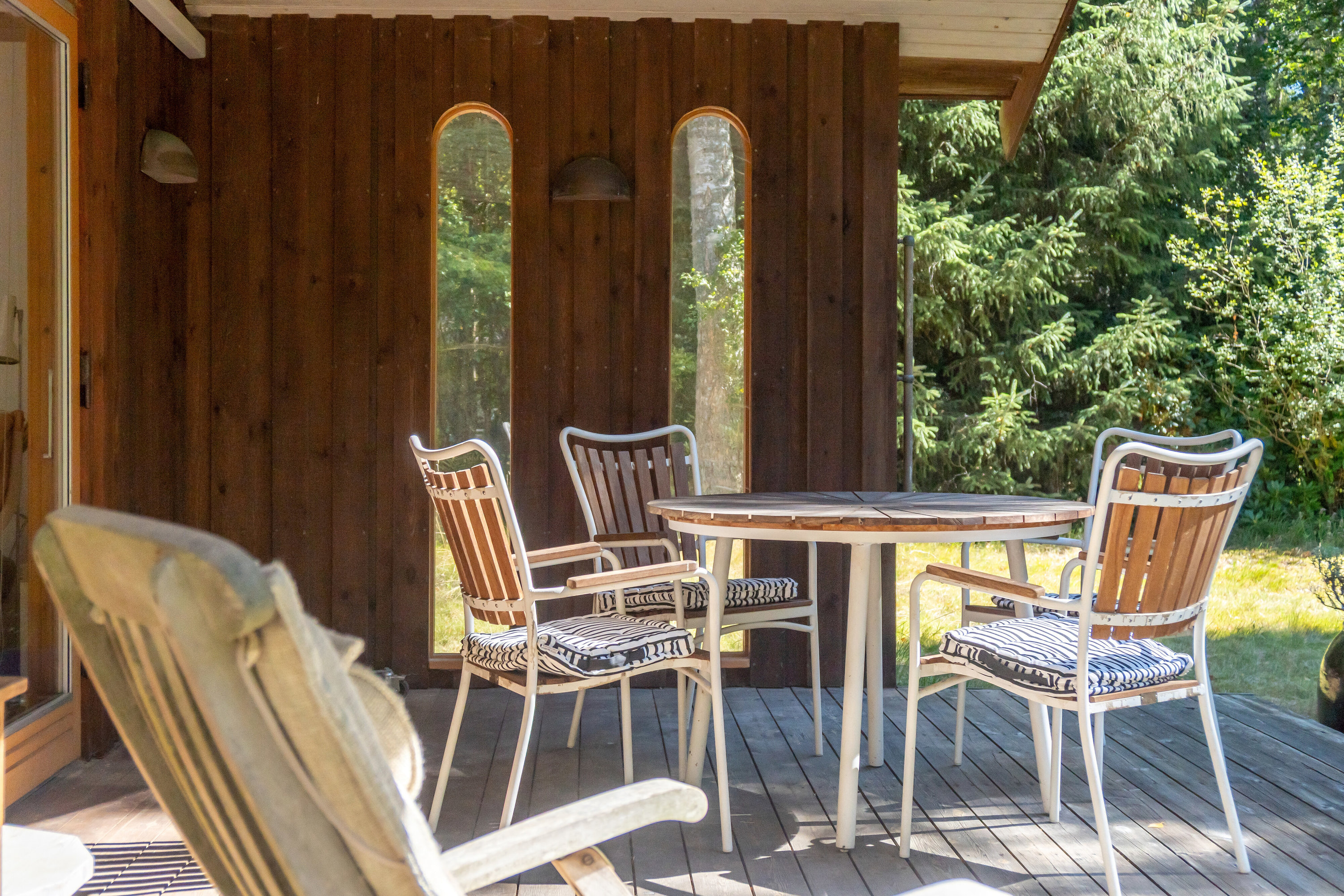 Fremhævet overdækket terrasse billede i fuldskærmstilstand. Billede af Skjalm Hvidesvej 50, Ved Tisvilde Hegn, 3300 Frederiksværk