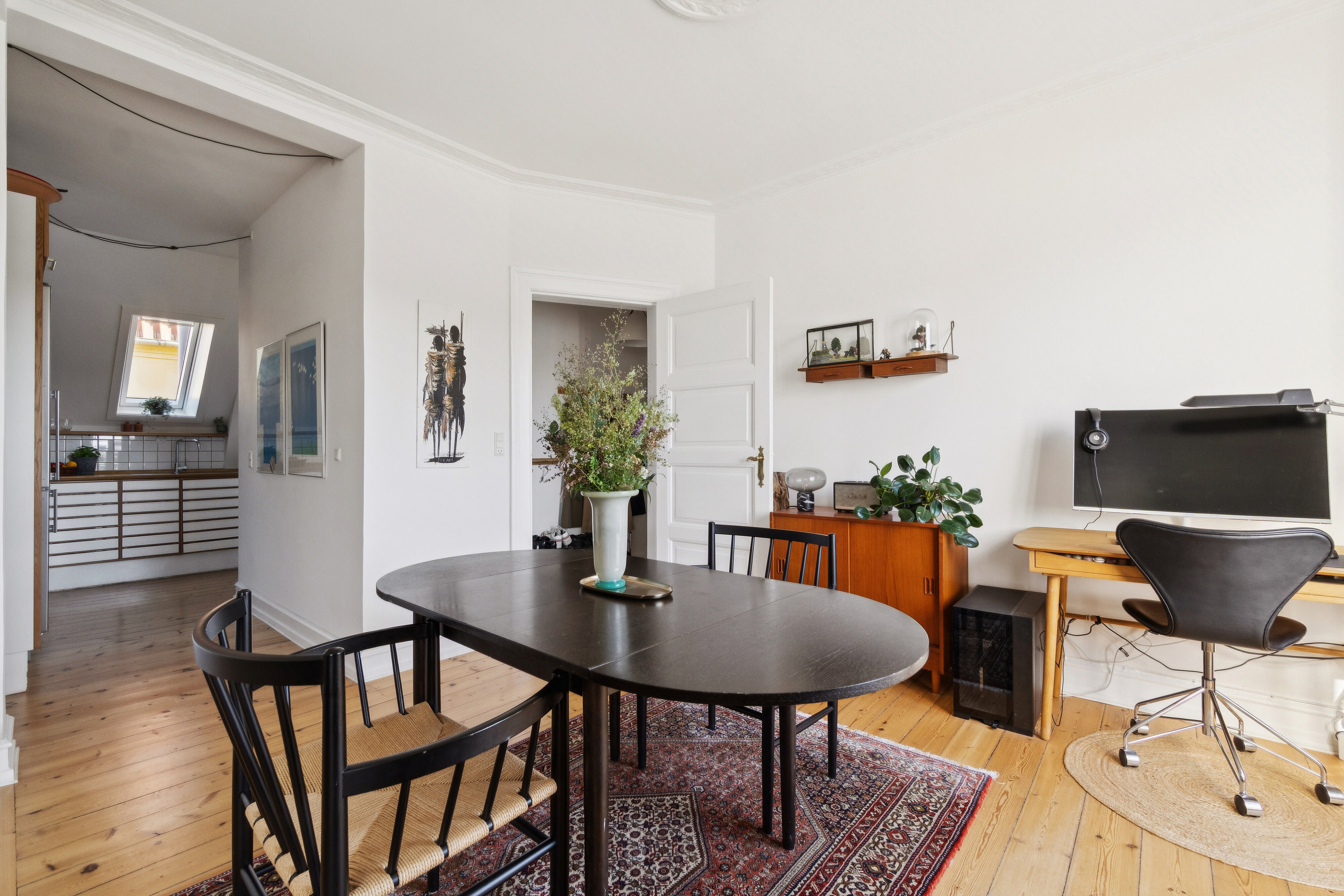 Fremhævet spisestue billede i fuldskærmstilstand. Billede af Islands Brygge 33, 5. tv., 2300 København S