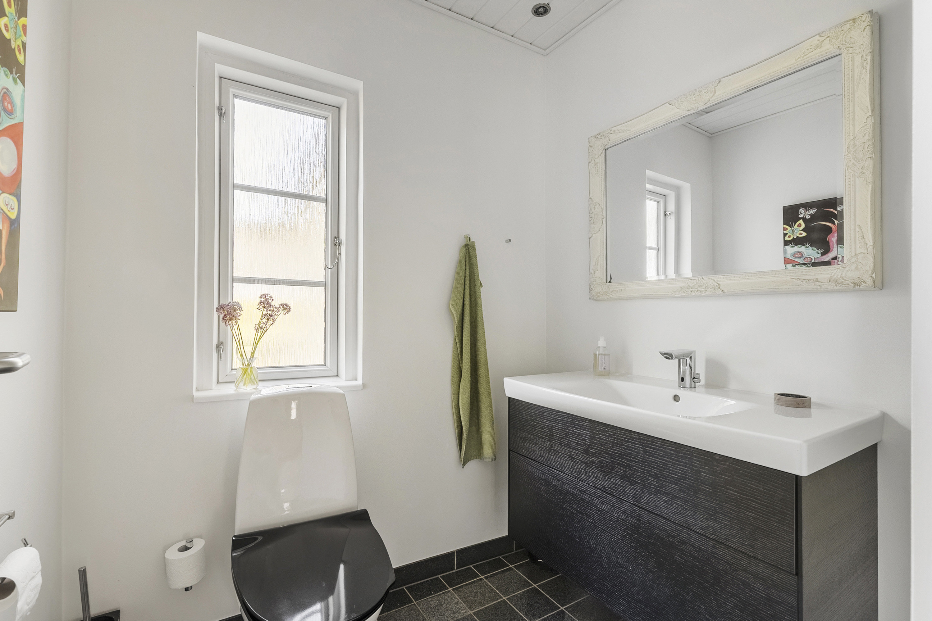 Fremhævet toilet billede i fuldskærmstilstand. Billede af Gungdyvej 63, Edslev, 8362 Hørning