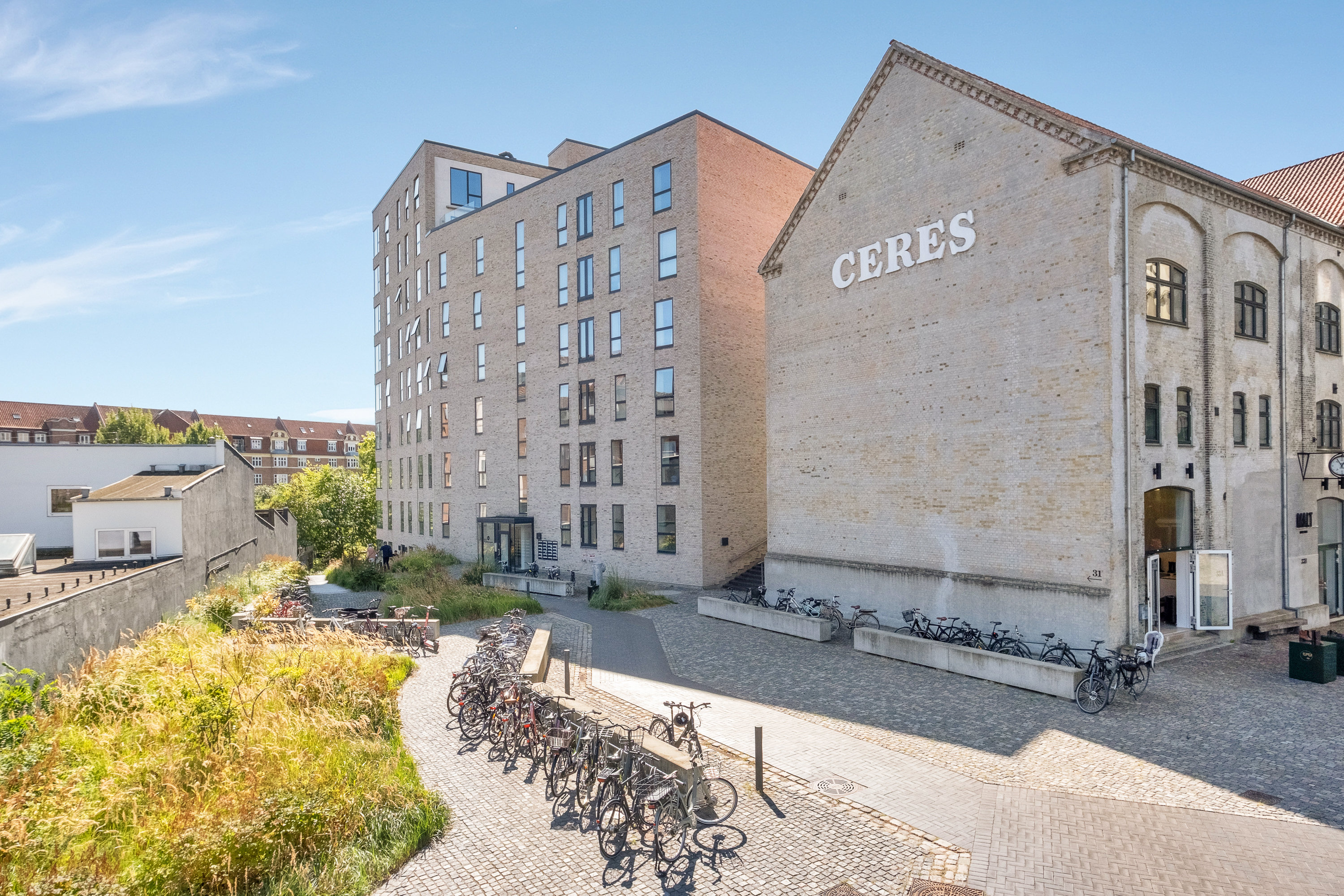 Fremhævet facade billede i fuldskærmstilstand. Billede af Thorvaldsensgade 31, 2. 2., 8000 Aarhus C