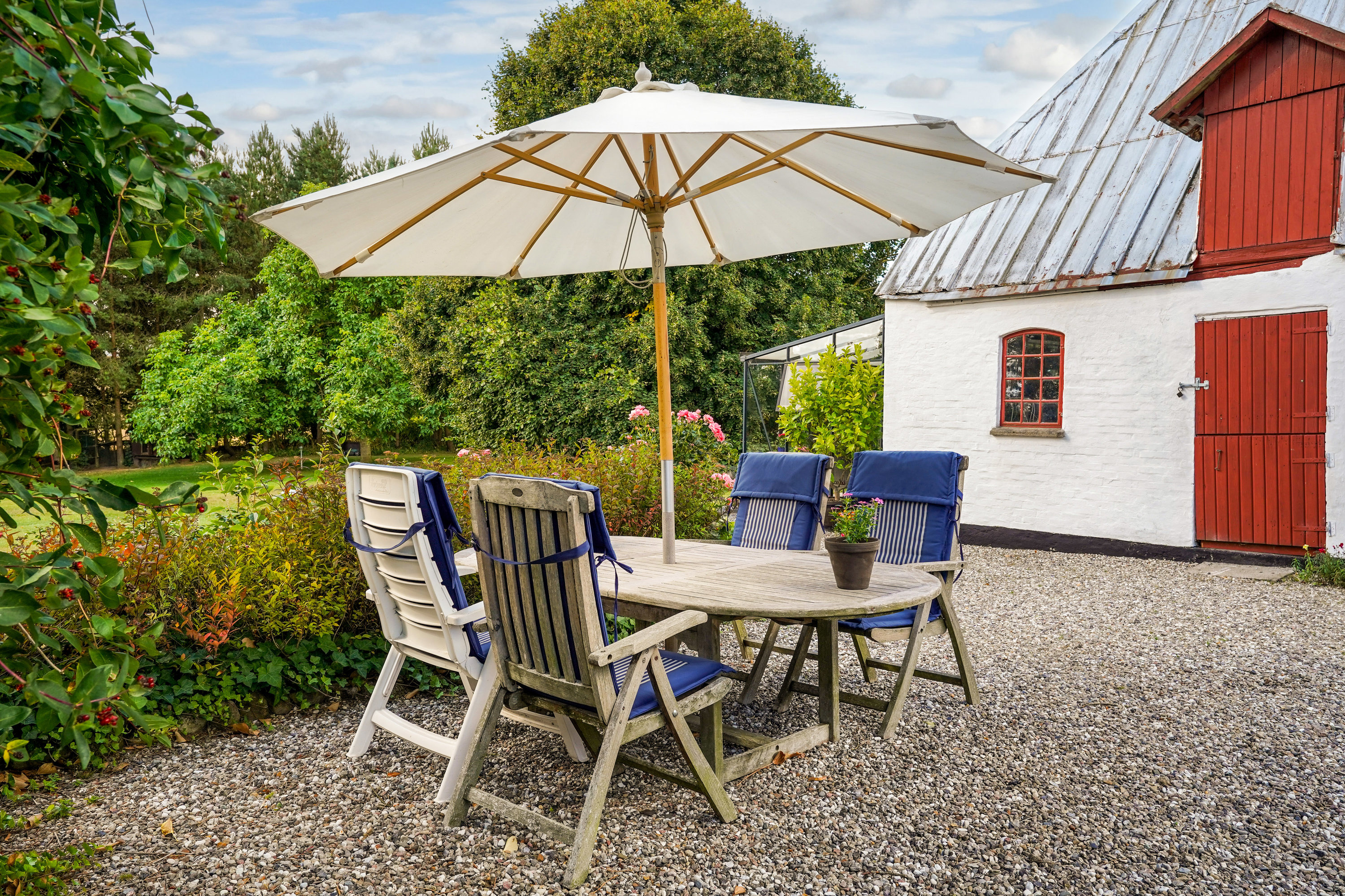 Fremhævet terrasse billede i fuldskærmstilstand. Billede af Nørremarksvej 58, 5690 Tommerup