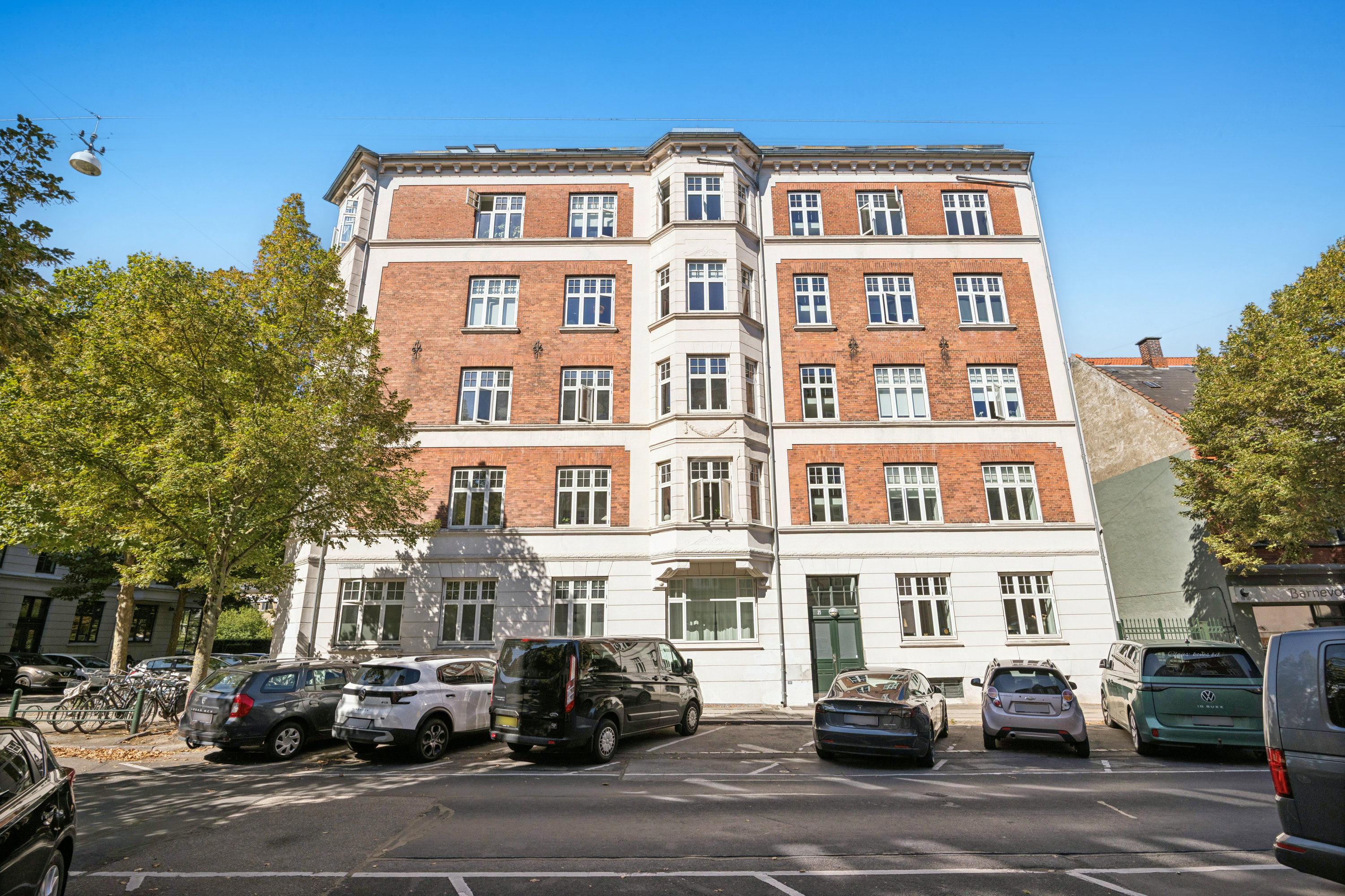 Fremhævet andet billede i fuldskærmstilstand. Billede af Guldborgvej 21, 4. tv., 2000 Frederiksberg