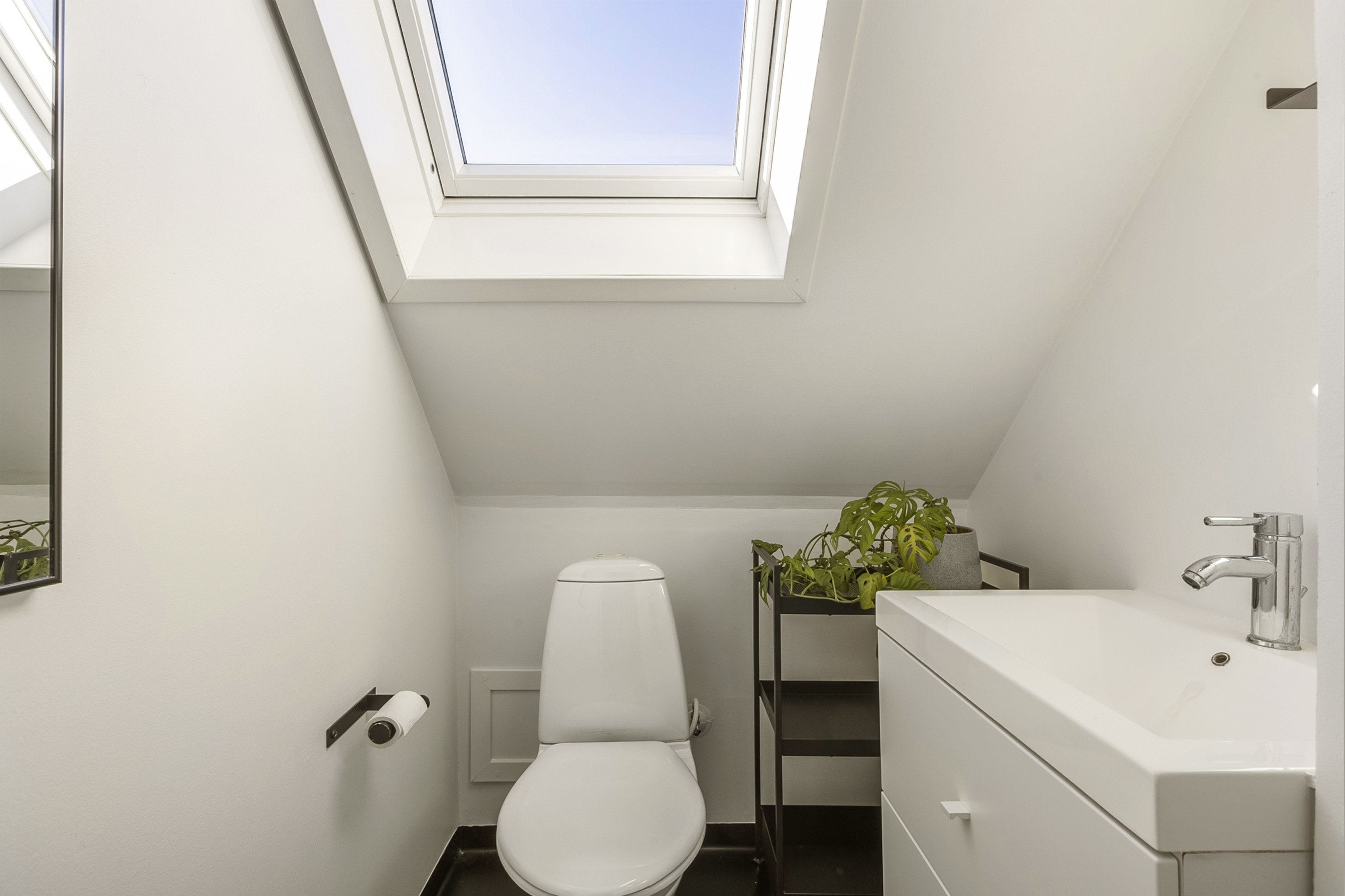 Fremhævet toilet billede i fuldskærmstilstand. Billede af Tøndervej 229, 6200 Aabenraa