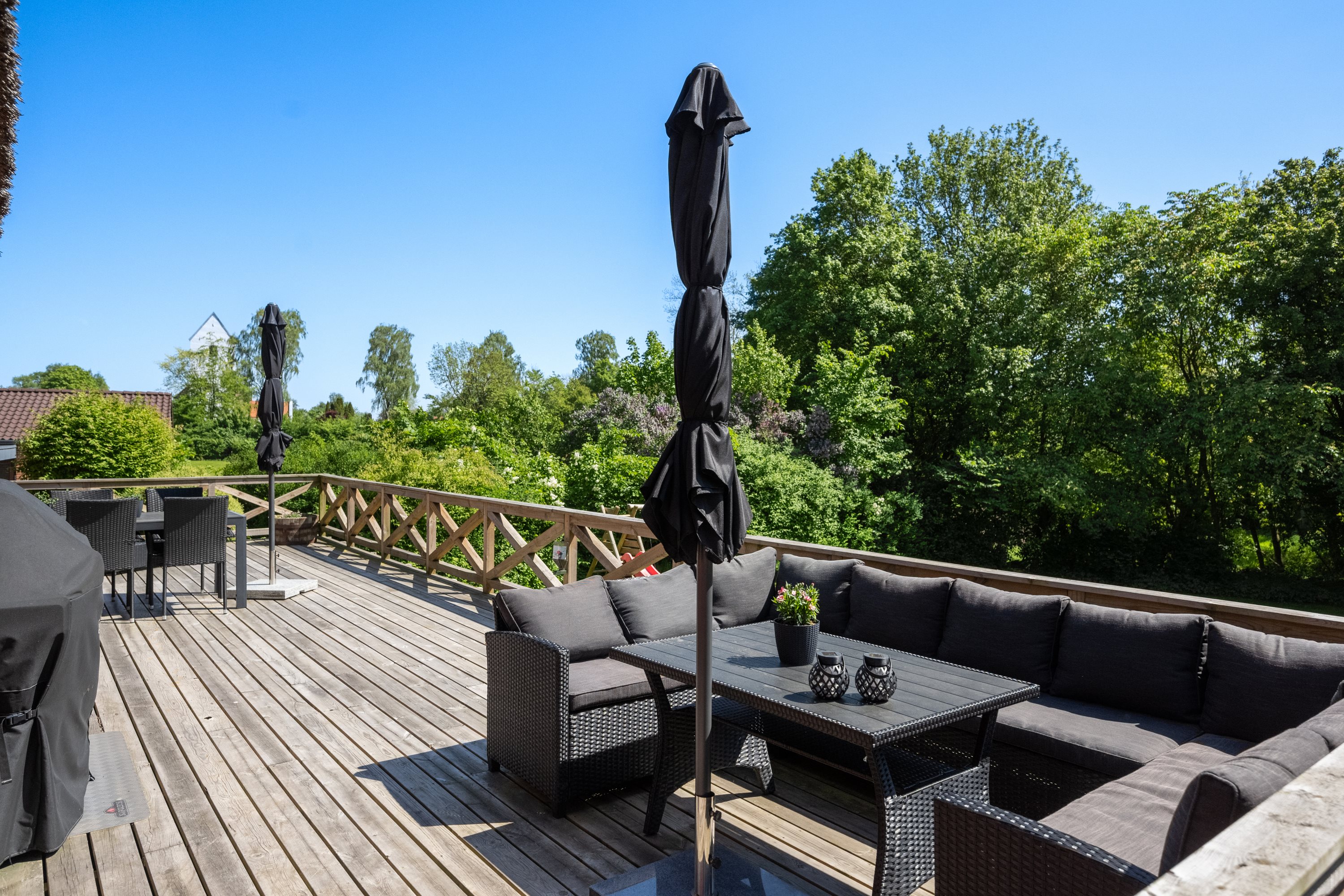 Fremhævet terrasse billede i fuldskærmstilstand. Billede af Viborg Landevej 25, Sdr Onsild, 9500 Hobro