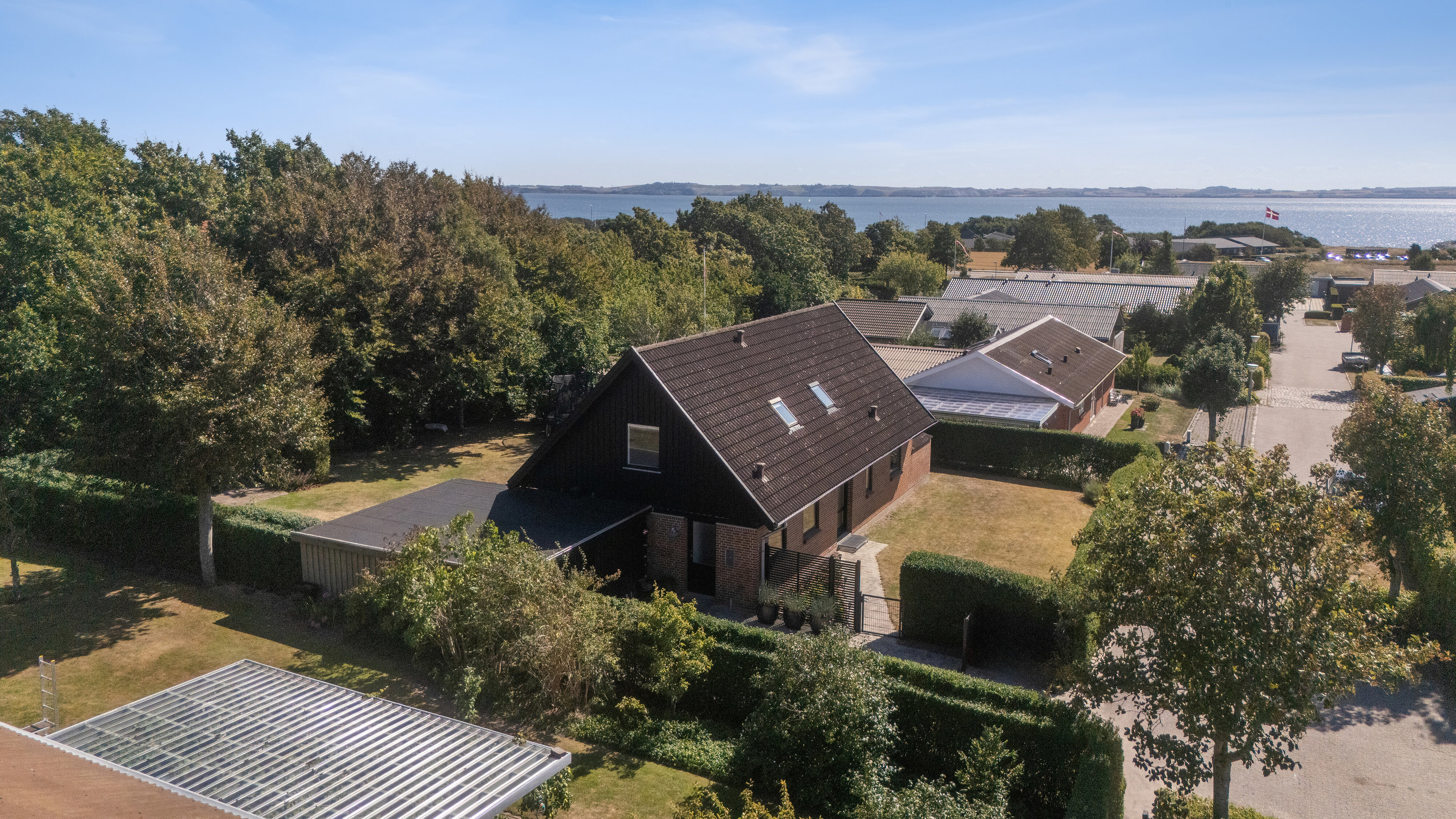 Fremhævet set fra haven billede i fuldskærmstilstand. Billede af Ribesvej 14, 7700 Thisted