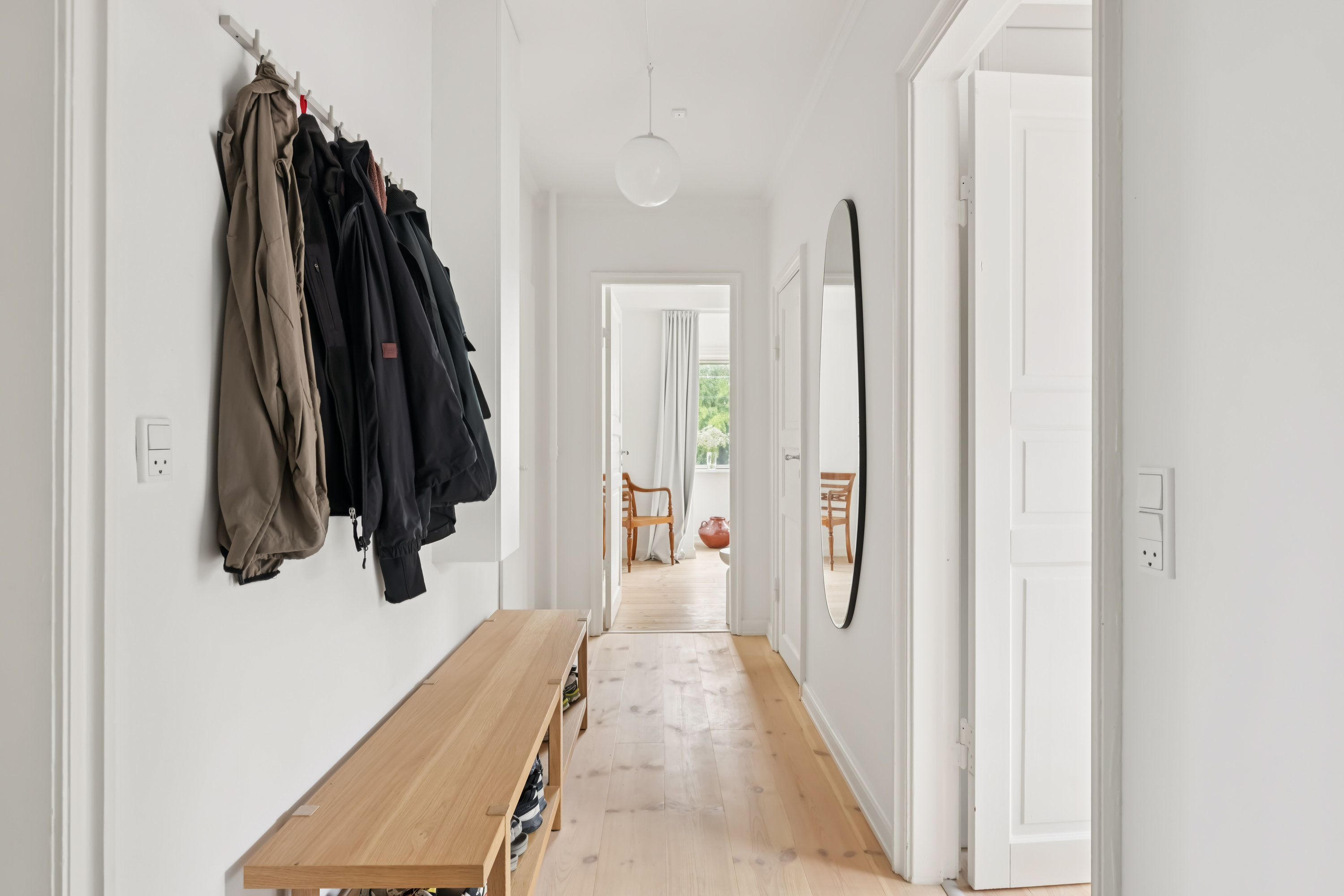 Fremhævet gang billede i fuldskærmstilstand. Billede af Mariendalsvej 12A, 2. th., 2000 Frederiksberg