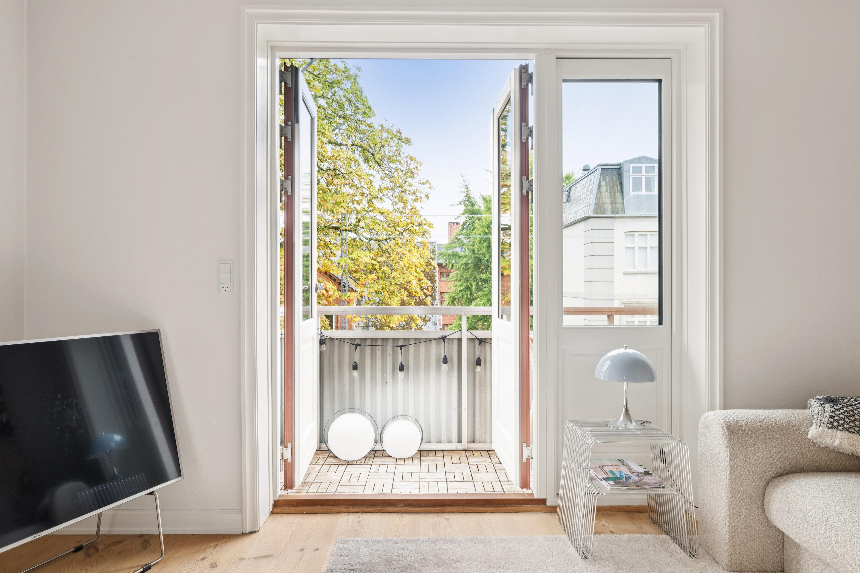 Fremhævet stue billede i fuldskærmstilstand. Billede af Mariendalsvej 12A, 2. th., 2000 Frederiksberg
