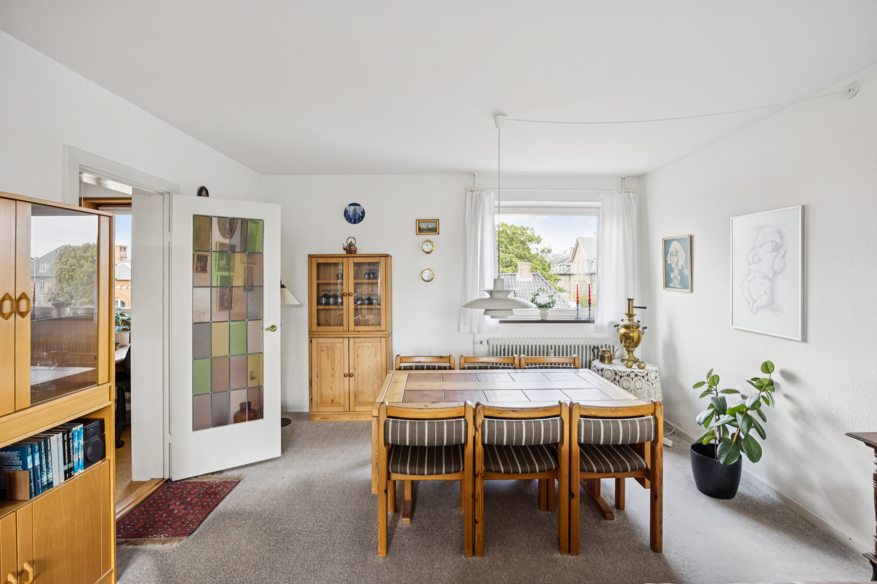 Fremhævet stue billede i fuldskærmstilstand. Billede af Nyelandsvej 73, 3. 4., 2000 Frederiksberg