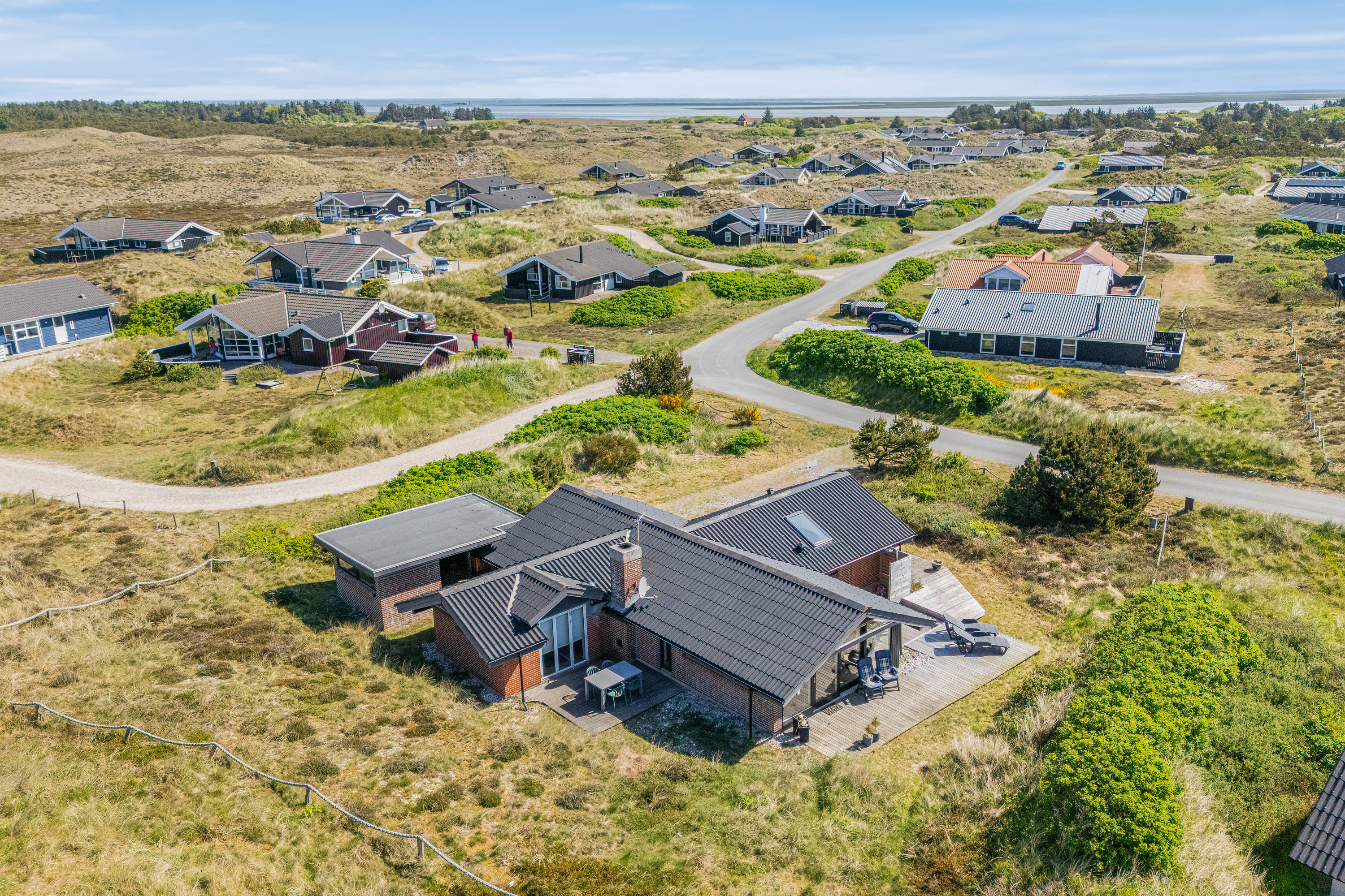 Fremhævet  billede i fuldskærmstilstand. Billede af Bjerregårdsvej 316, Bjerregaard, 6960 Hvide Sande