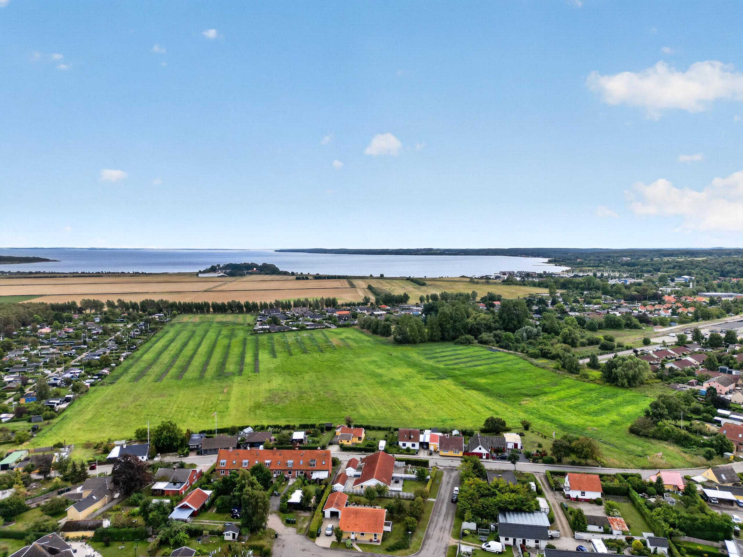 Fremhævet luftfoto billede i fuldskærmstilstand. Billede af Lindegårdshegnet 7, 4500 Nykøbing Sj