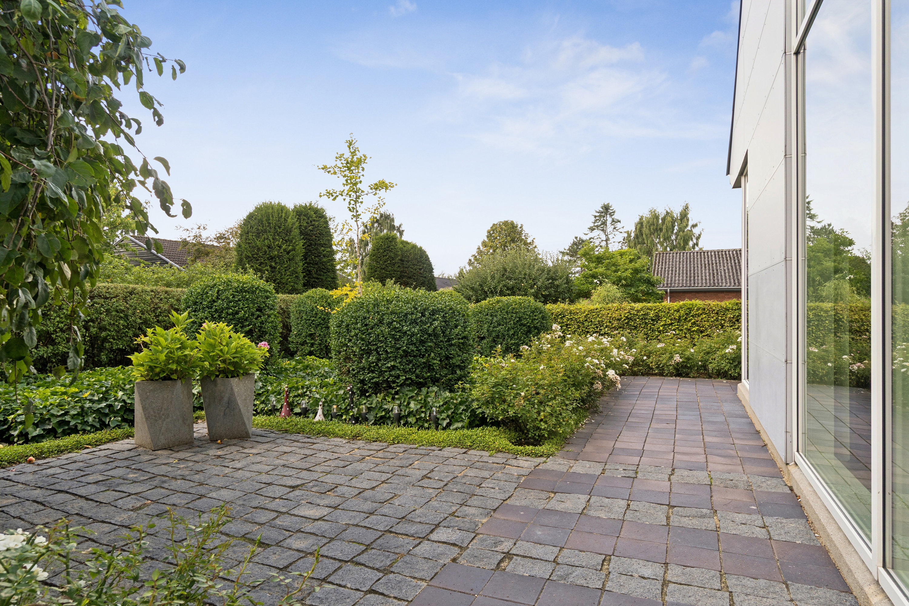 Fremhævet terrasse billede i fuldskærmstilstand. Billede af Frøkærparken 104, 8320 Mårslet