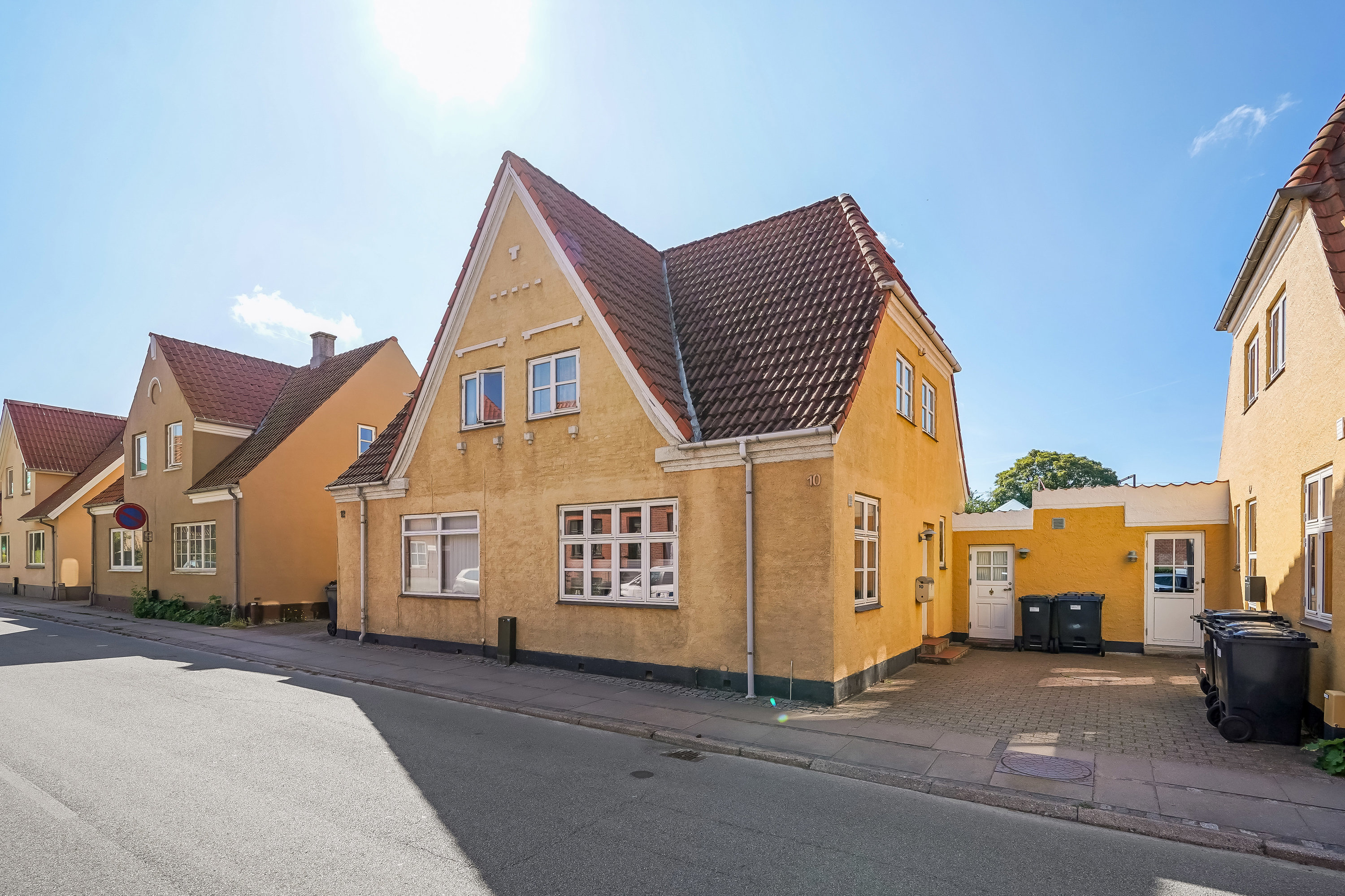 Fremhævet ejendommen billede i fuldskærmstilstand. Billede af Stationsvej 10, 5500 Middelfart