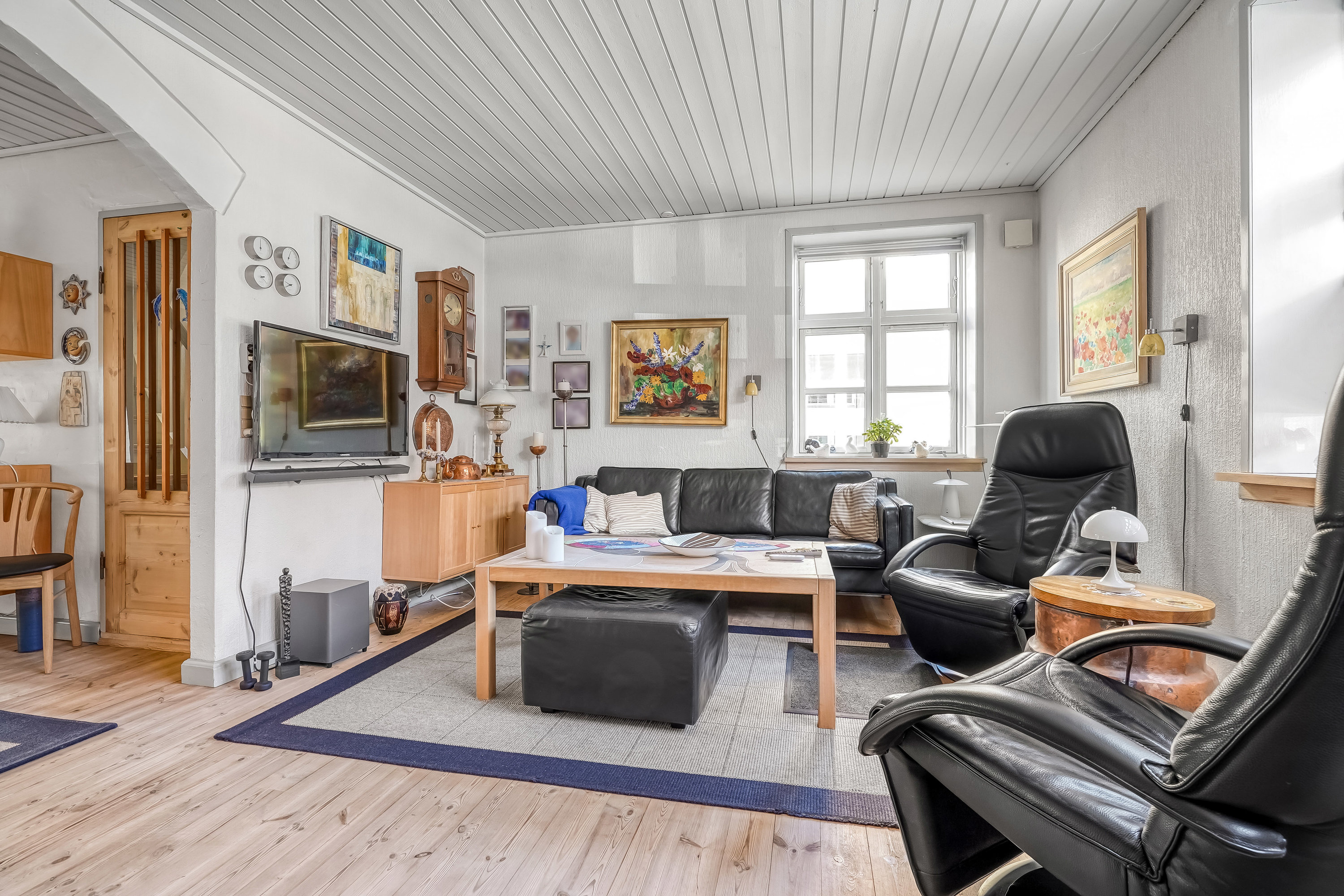 Fremhævet stue billede i fuldskærmstilstand. Billede af Stationsvej 10, 5500 Middelfart