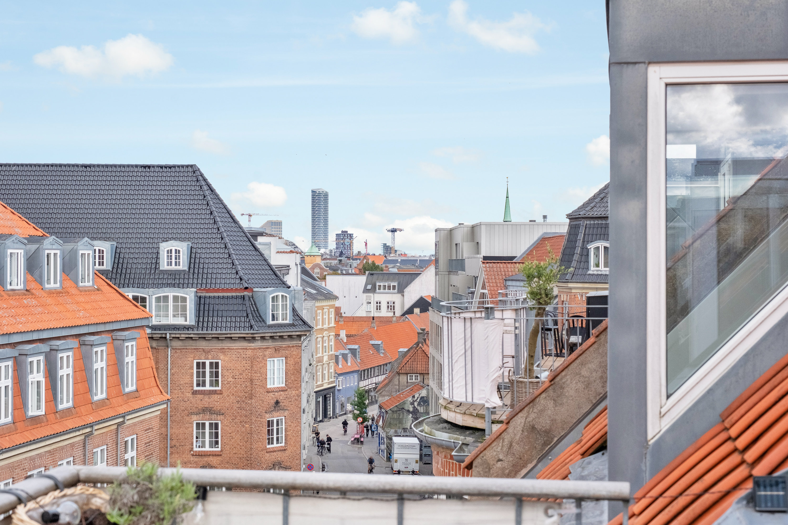 Fremhævet udsigt billede i fuldskærmstilstand. Billede af Vestergade 77B, 5. tv., 8000 Aarhus C
