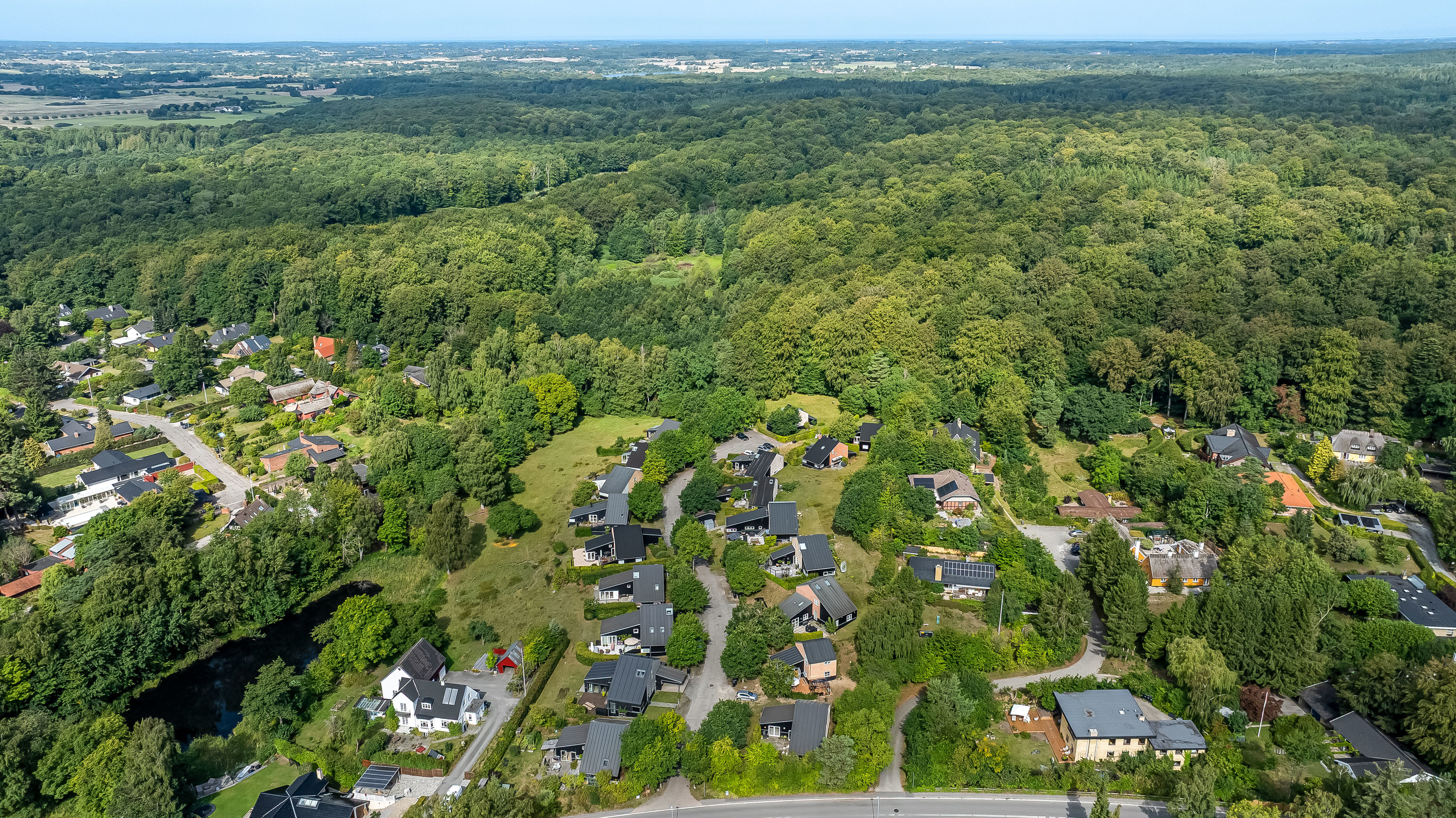 Fremhævet luftfoto billede i fuldskærmstilstand. Billede af Kulsvier Huse 2, Gadevang, 3400 Hillerød