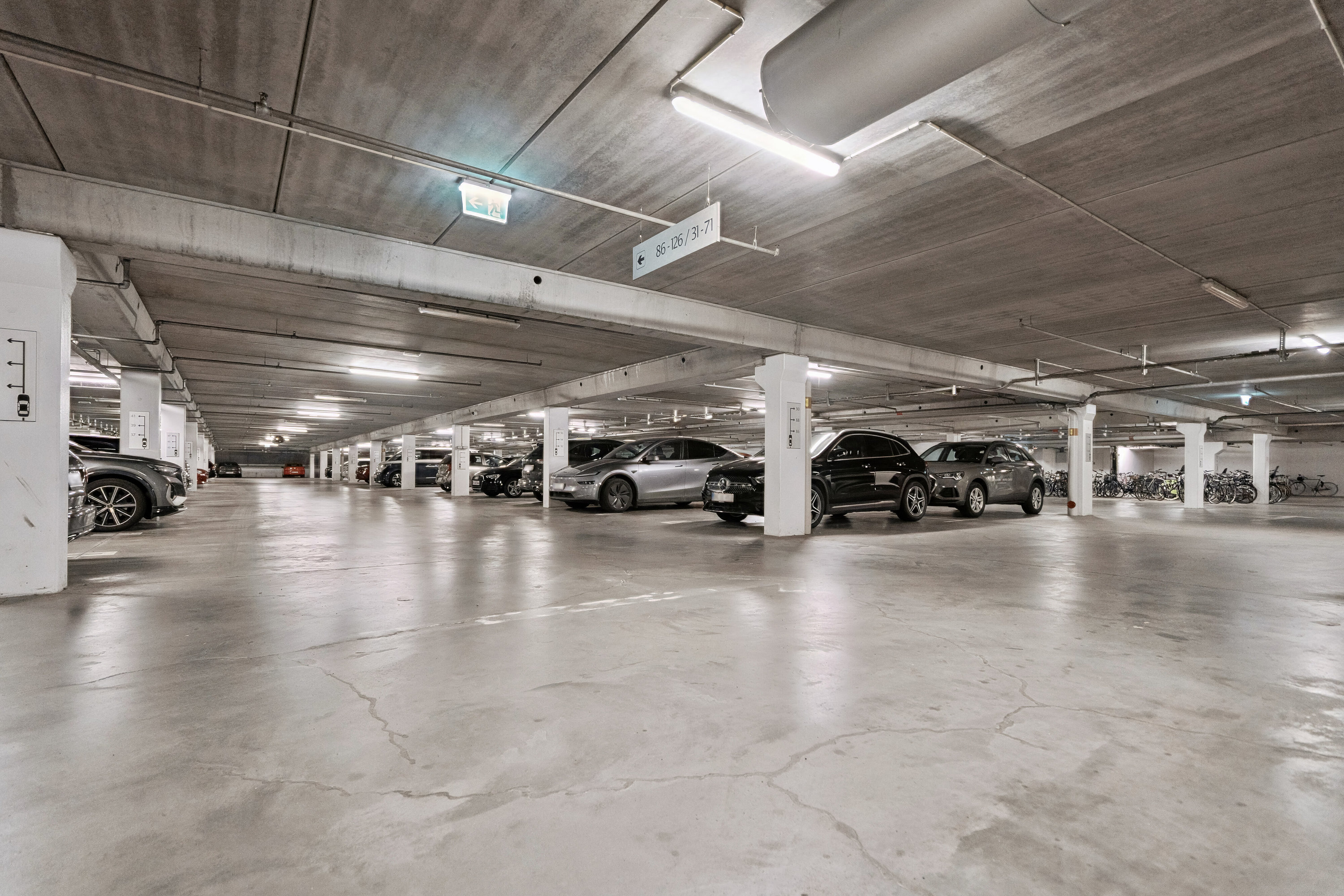 Fremhævet carport billede i fuldskærmstilstand. Billede af Weidekampsgade 55, st. th., 2300 København S