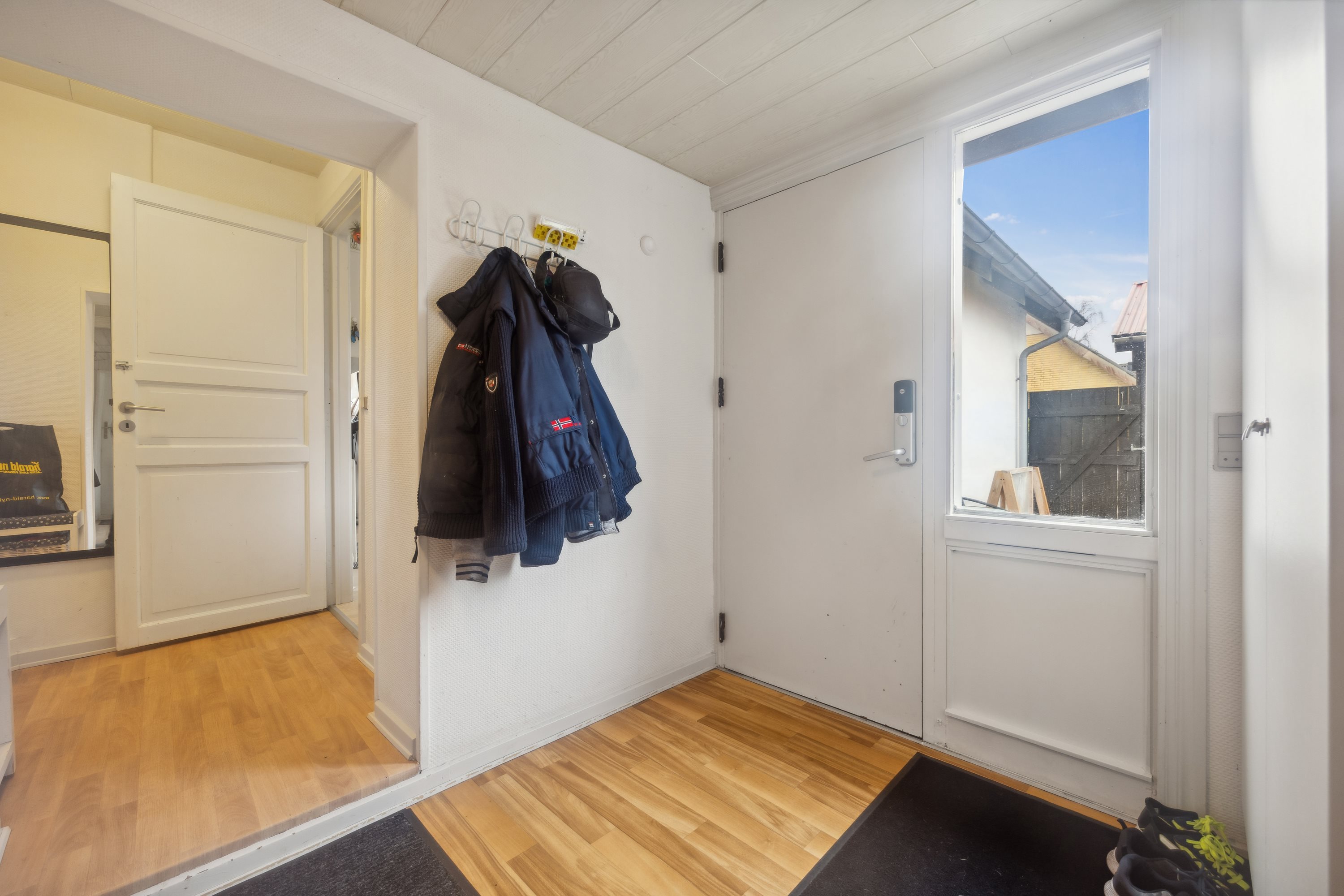 Fremhævet hall billede i fuldskærmstilstand. Billede af Langgade 14, Kaas, 9490 Pandrup