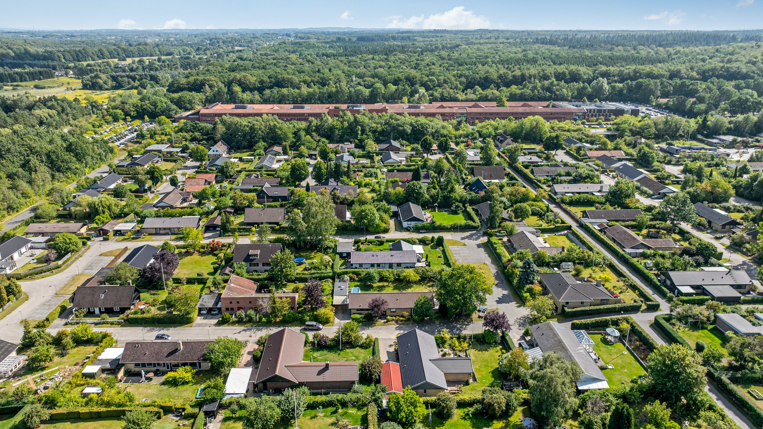 Fremhævet luftfoto billede i fuldskærmstilstand. Billede af Kongens Vænge 83, 3400 Hillerød
