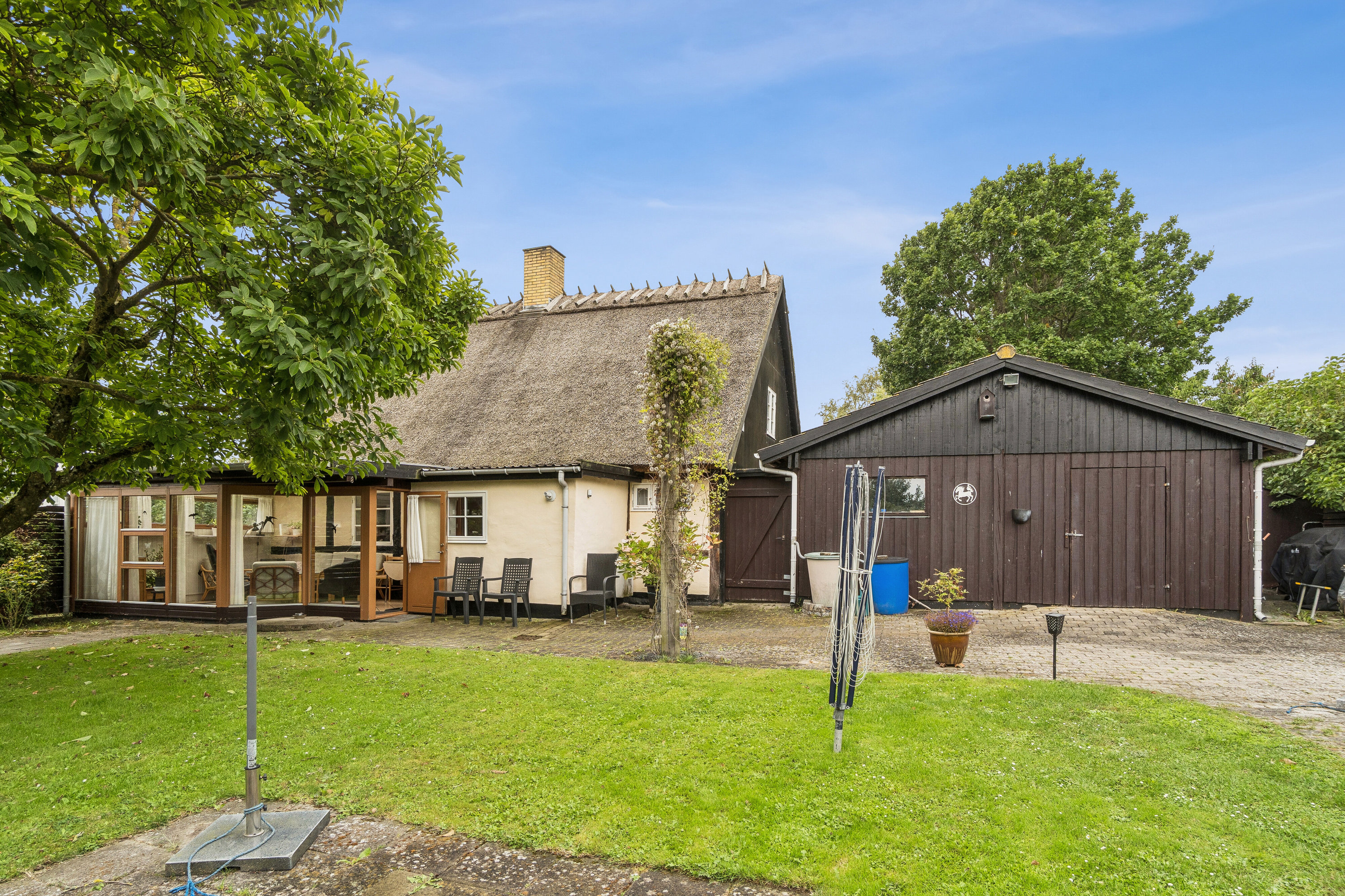 Fremhævet set fra haven billede i fuldskærmstilstand. Billede af Fjordvangen 15, Stenbæksholm, 4700 Næstved
