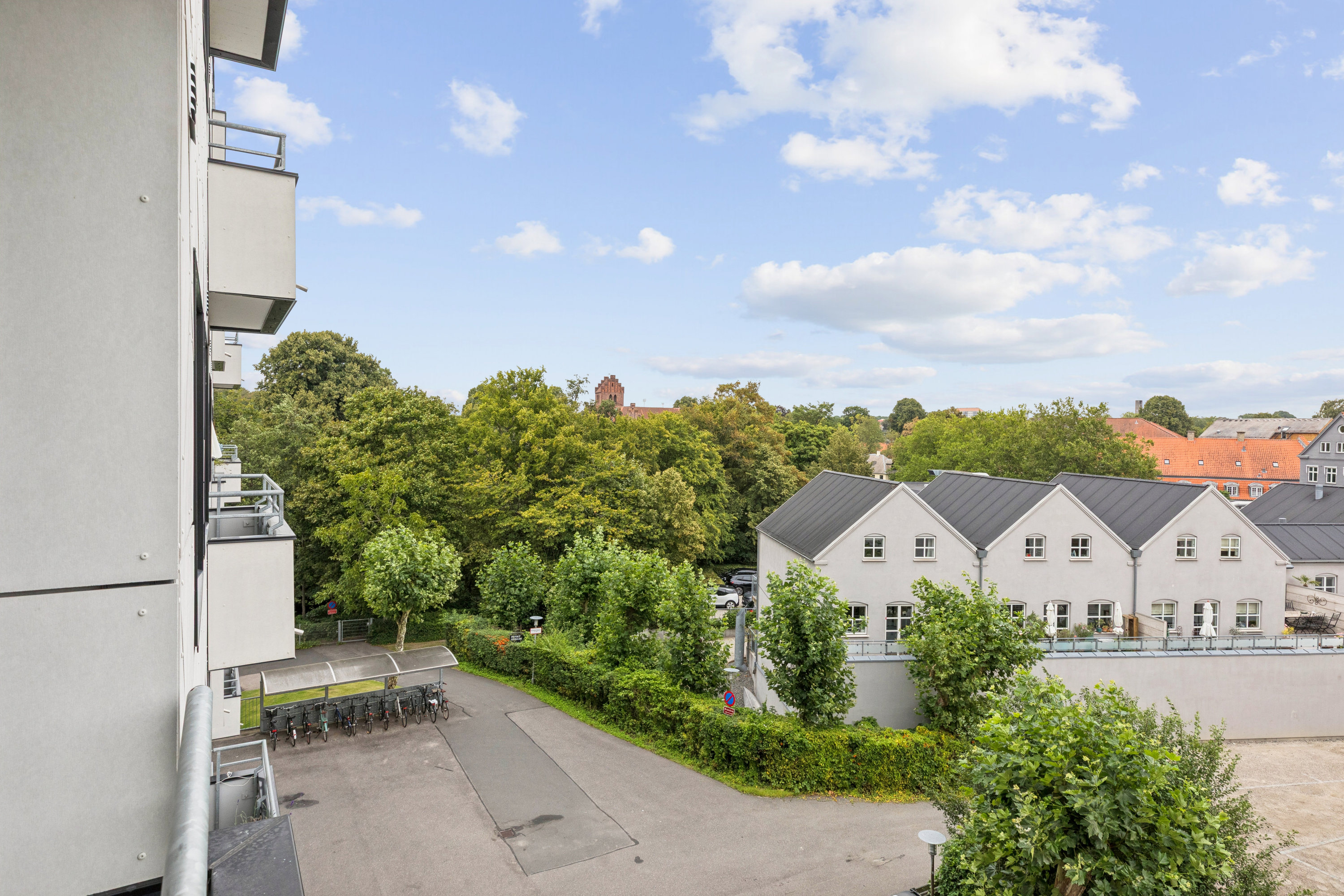 Fremhævet andet billede i fuldskærmstilstand. Billede af Boulevarden 10, 2. 45., 2800 Kongens Lyngby