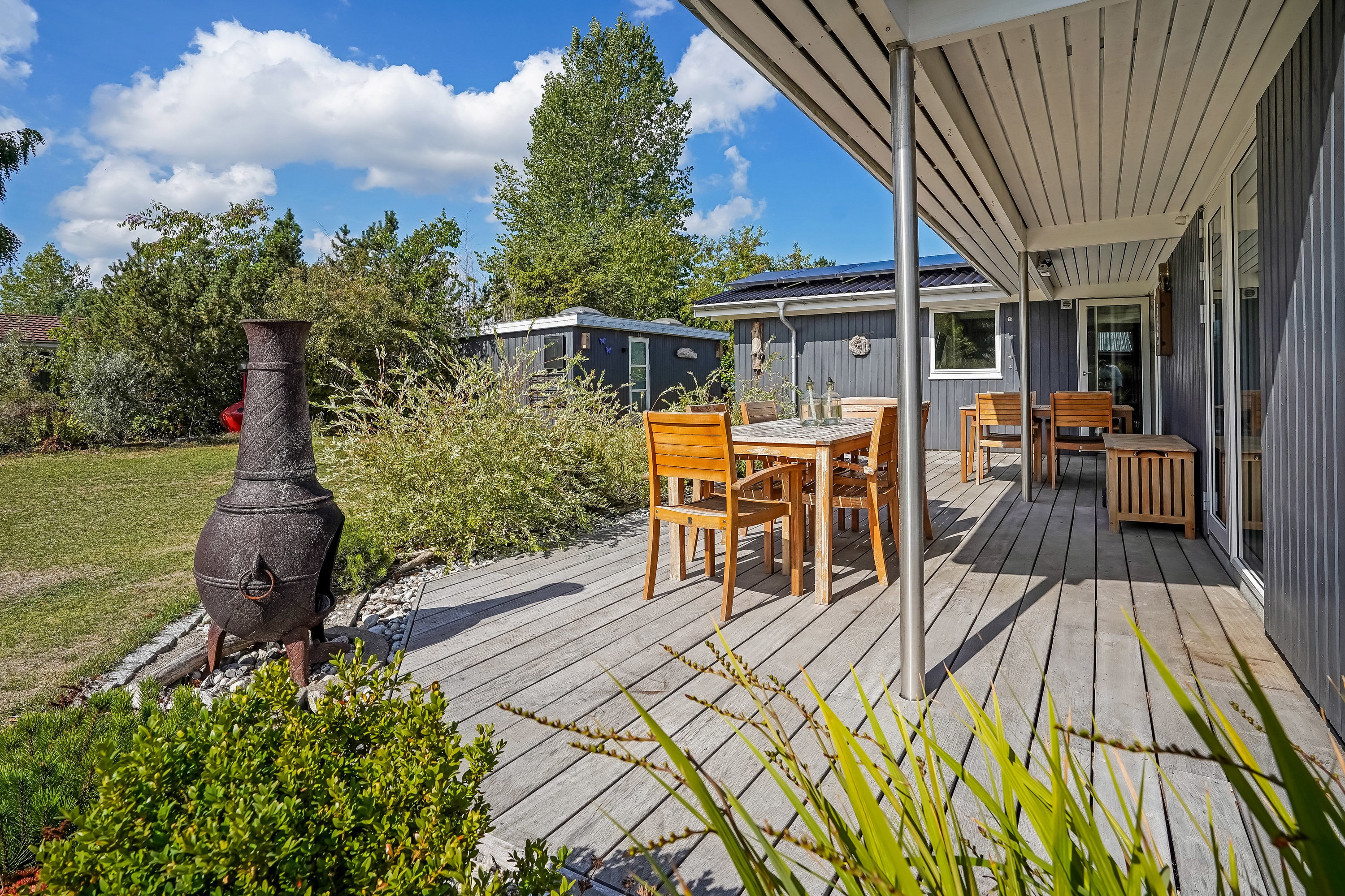 Fremhævet terrasse billede i fuldskærmstilstand. Billede af Stjernevej 9, Vejlby Fed, 5500 Middelfart